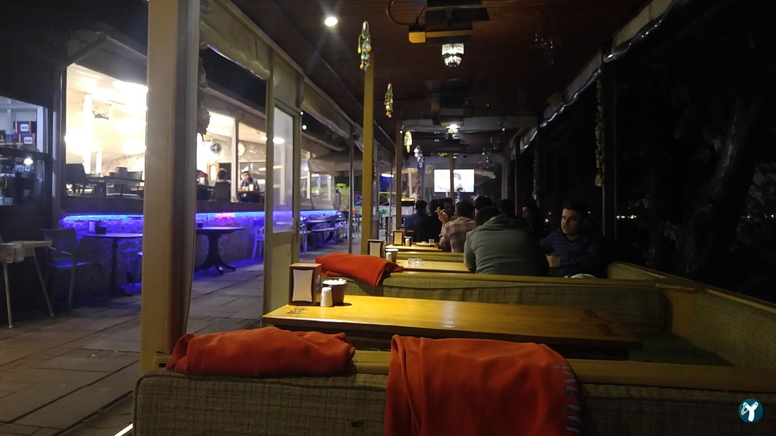 Yeşi̇l Mavi̇ Cafe