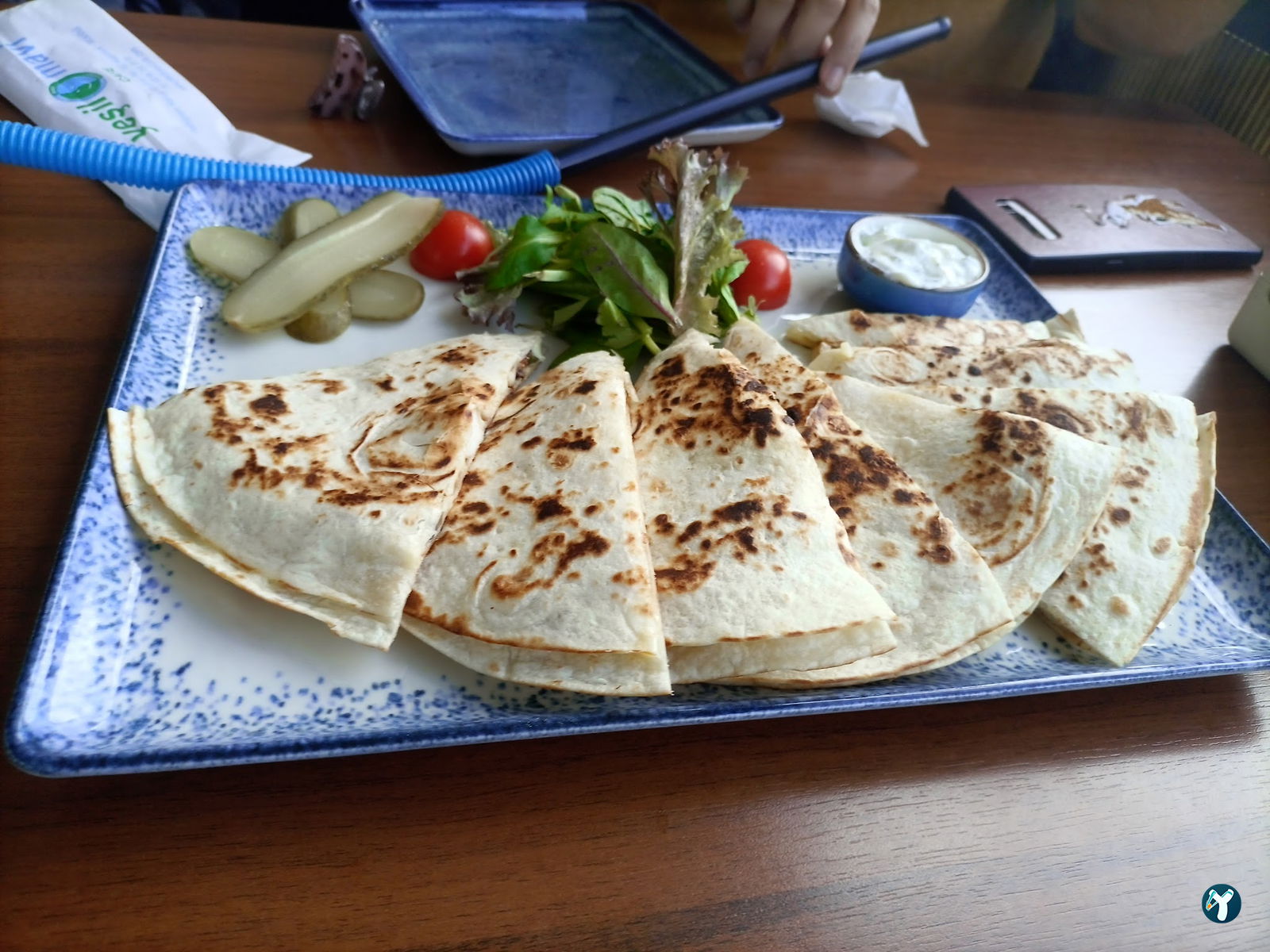 Yeşi̇l Mavi̇ Cafe