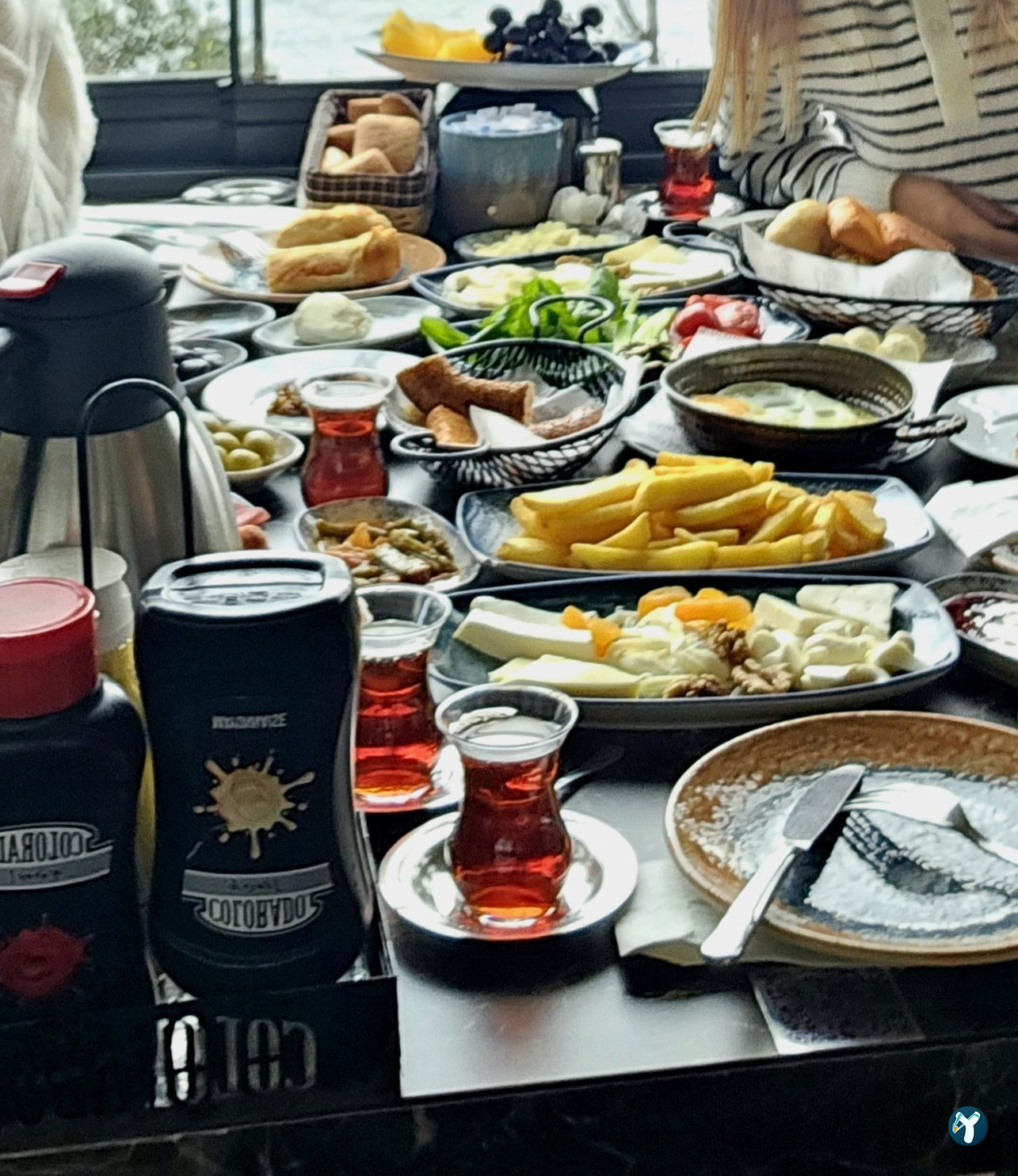 Yeşi̇l Mavi̇ Cafe