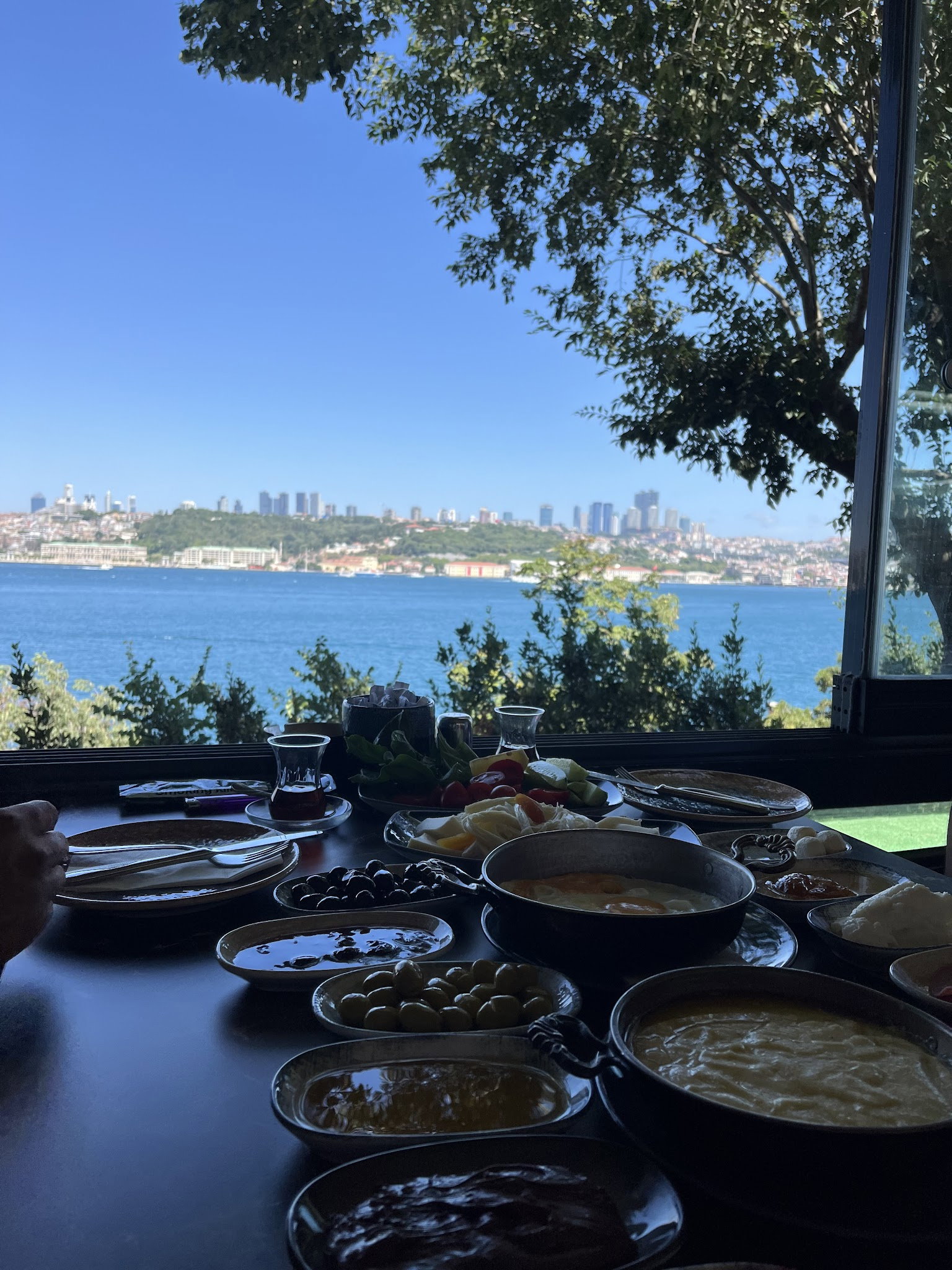 Yeşi̇l Mavi̇ Cafe