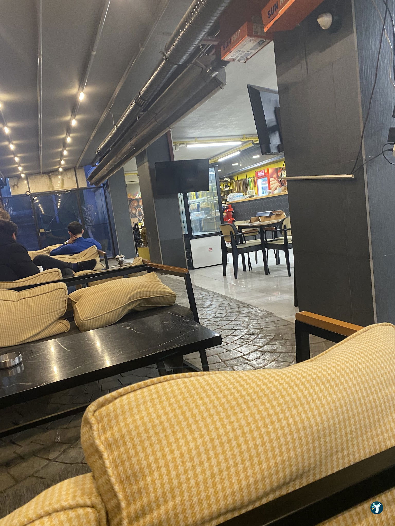 56’S Level Cafe