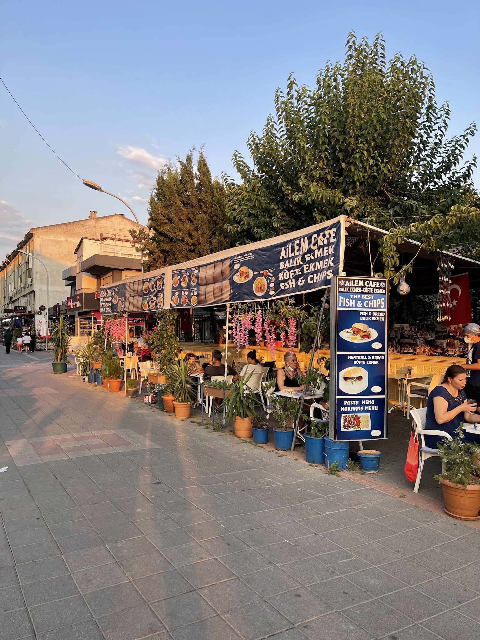 Ailem Kafe Restaurant