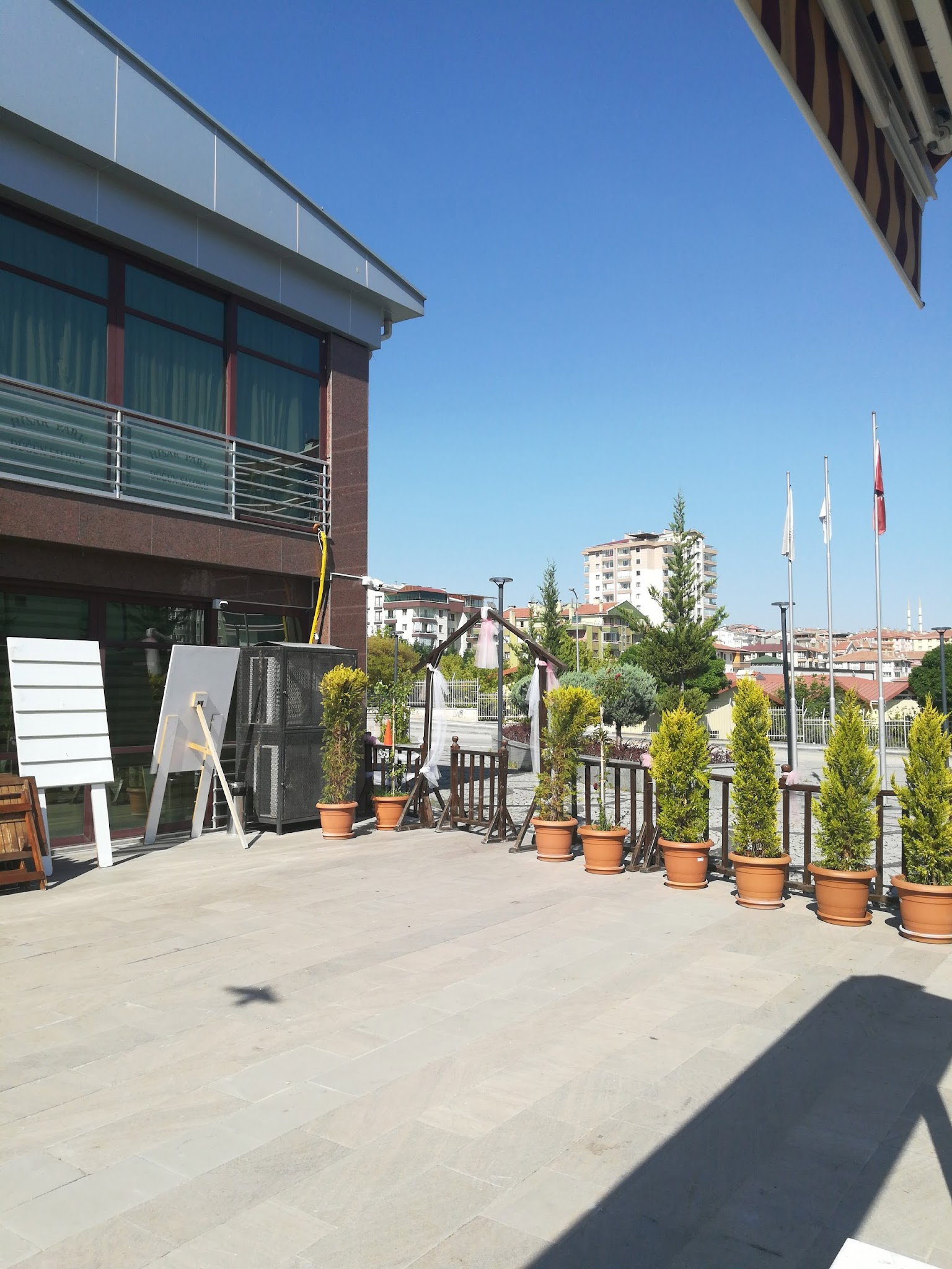 Hi̇sar Park Havuz Başı & Düğün & Nikah & Kokteyl & Balo Salonu