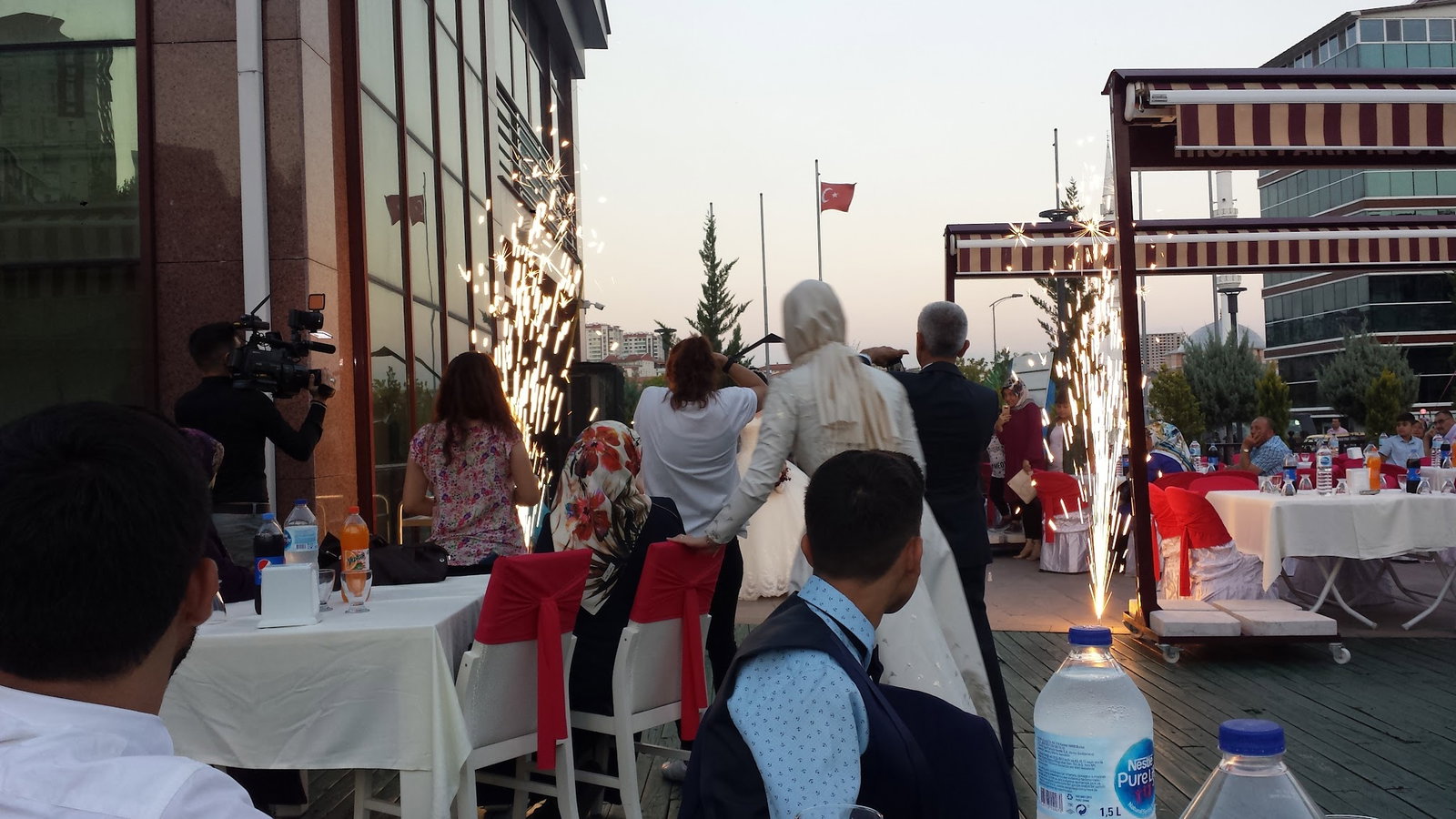 Hi̇sar Park Havuz Başı & Düğün & Nikah & Kokteyl & Balo Salonu