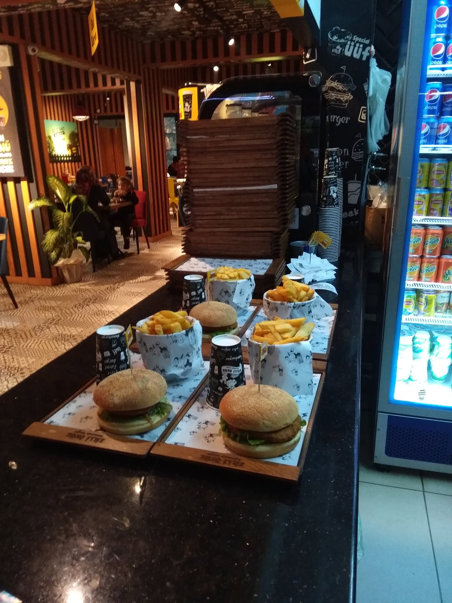 Zilli Öküz Homemade Burger Alanya