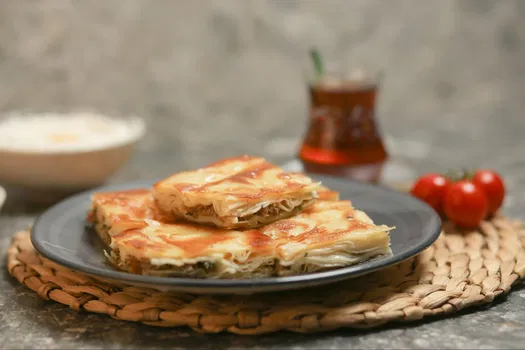 Tepsi Su Böreği Kartal Şubesi resimleri