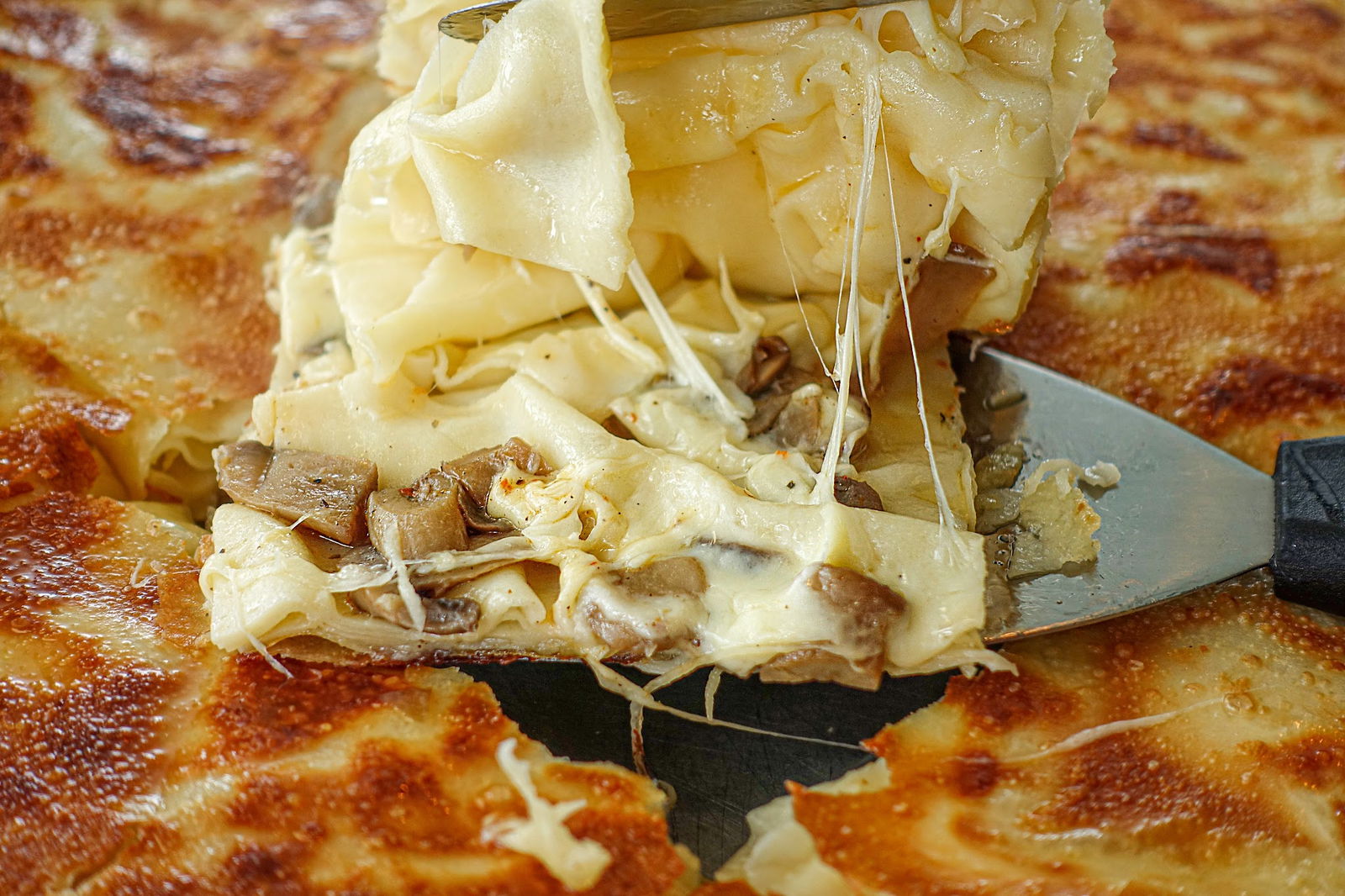 Tepsi Su Böreği Kartal Şubesi