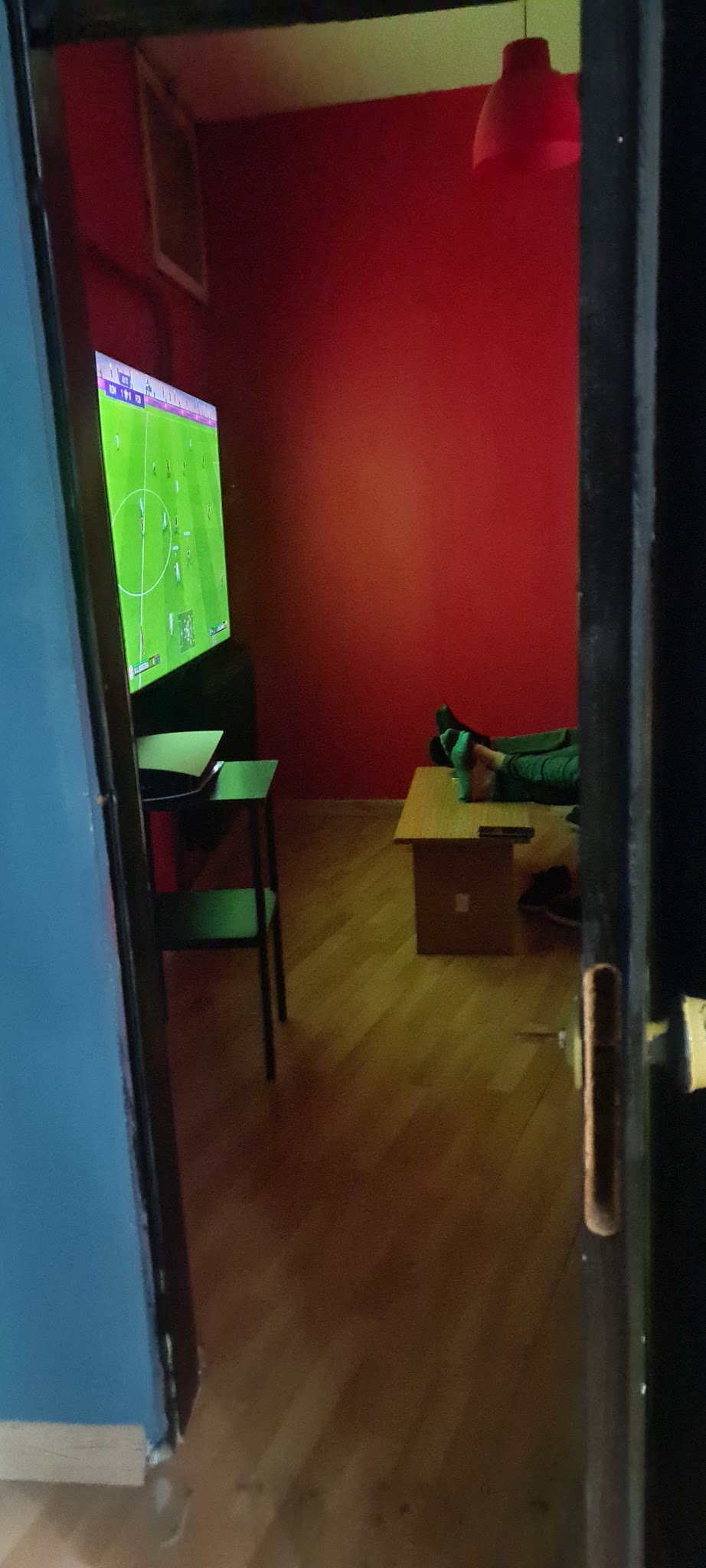 Mavi Cafe Bilardo Masa Tenisi Ps5