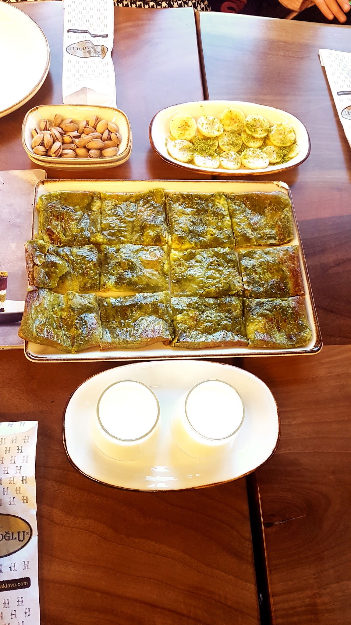 Hasanoğlu Baklava Pasta Döner Pide Kebap