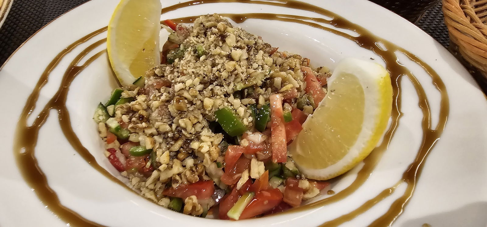 Hasanoğlu Baklava Pasta Döner Pide Kebap