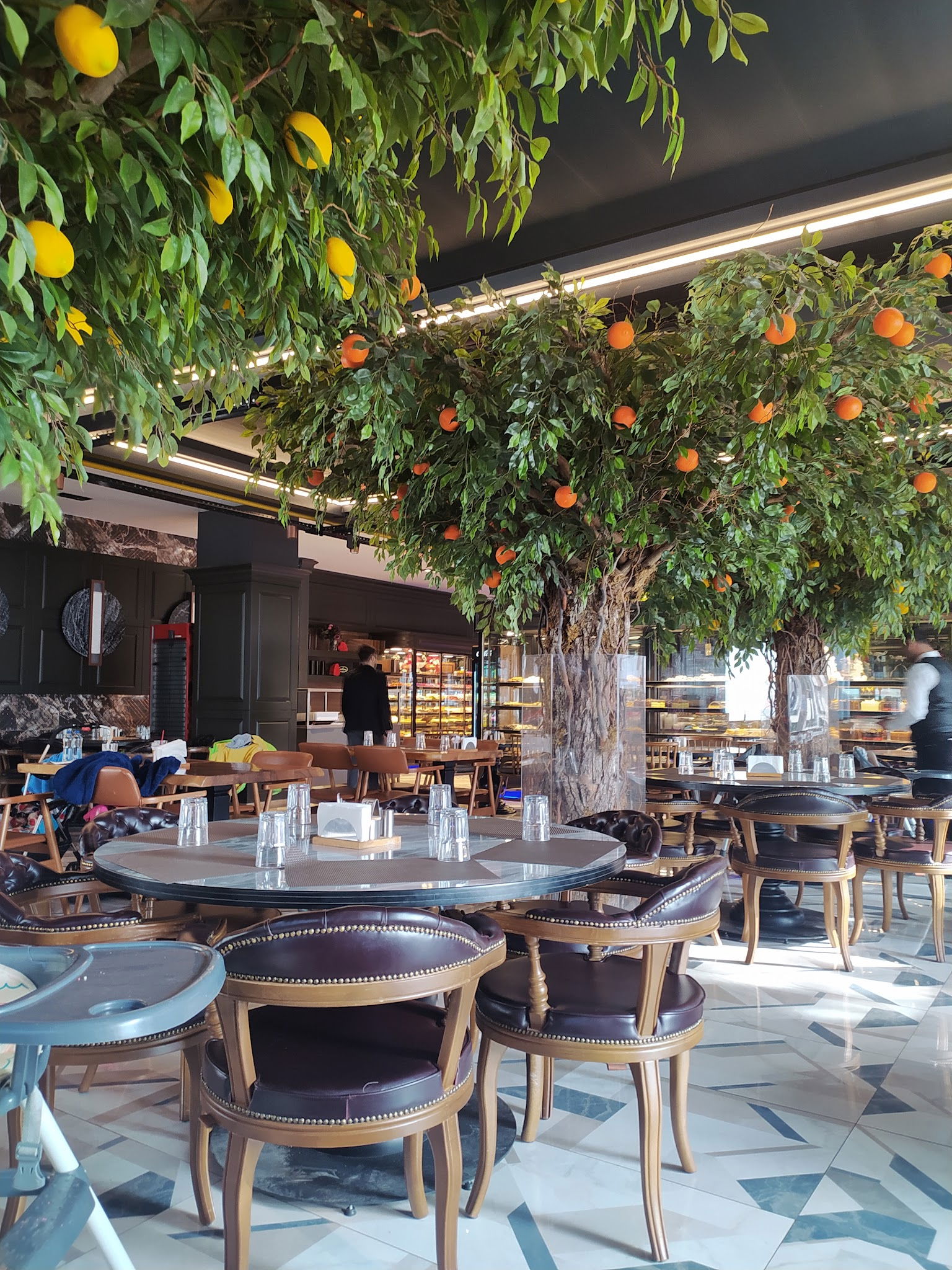 Hasanoğlu Baklava Pasta Döner Pide Kebap