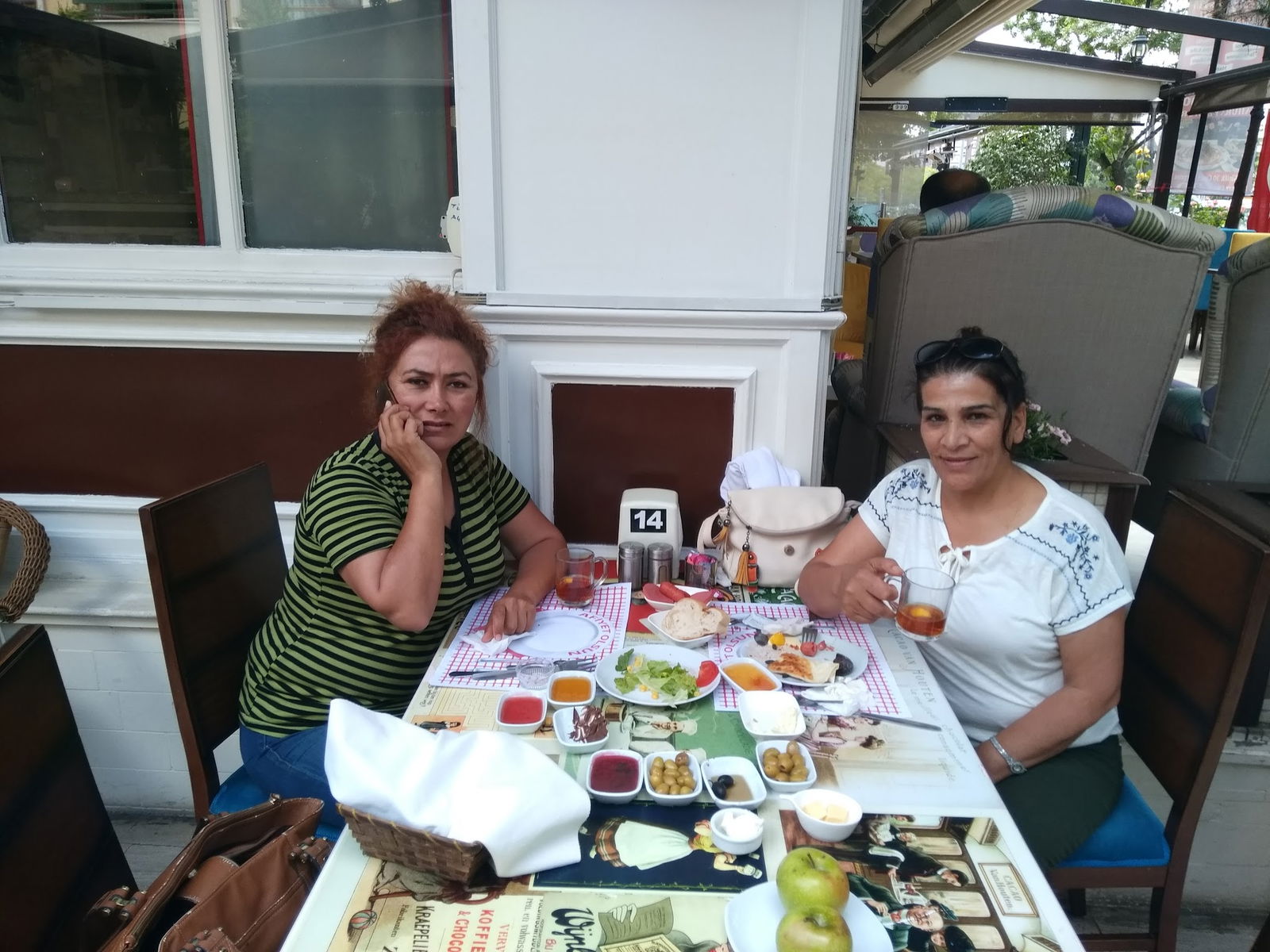 Kezzban Cafe & Patisserie