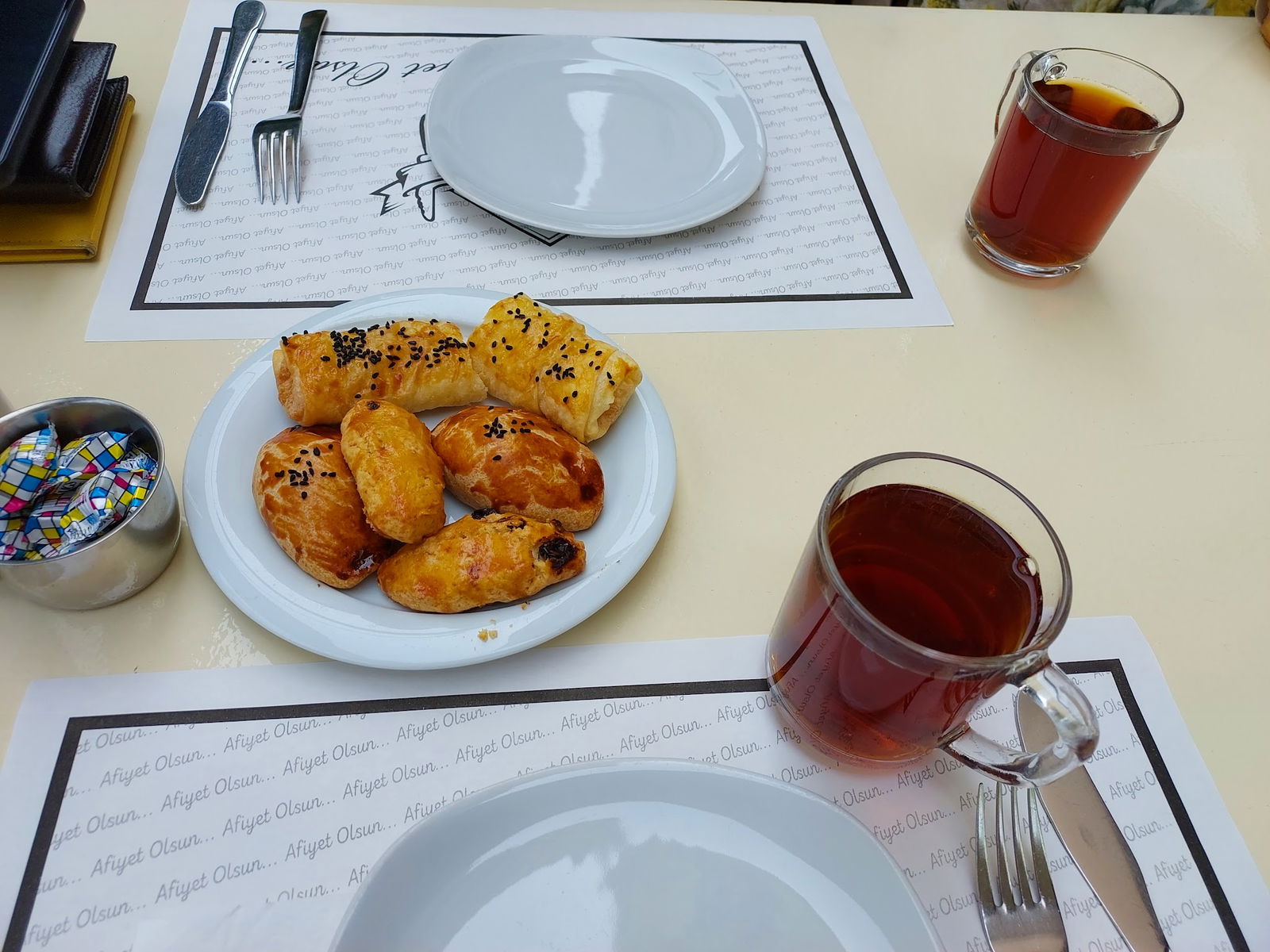 Kezzban Cafe & Patisserie