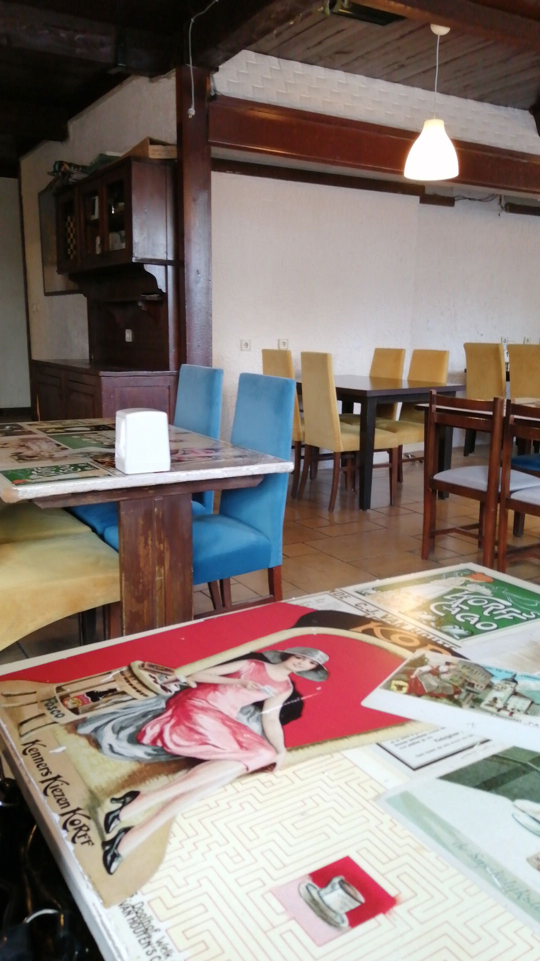 Kezzban Cafe & Patisserie