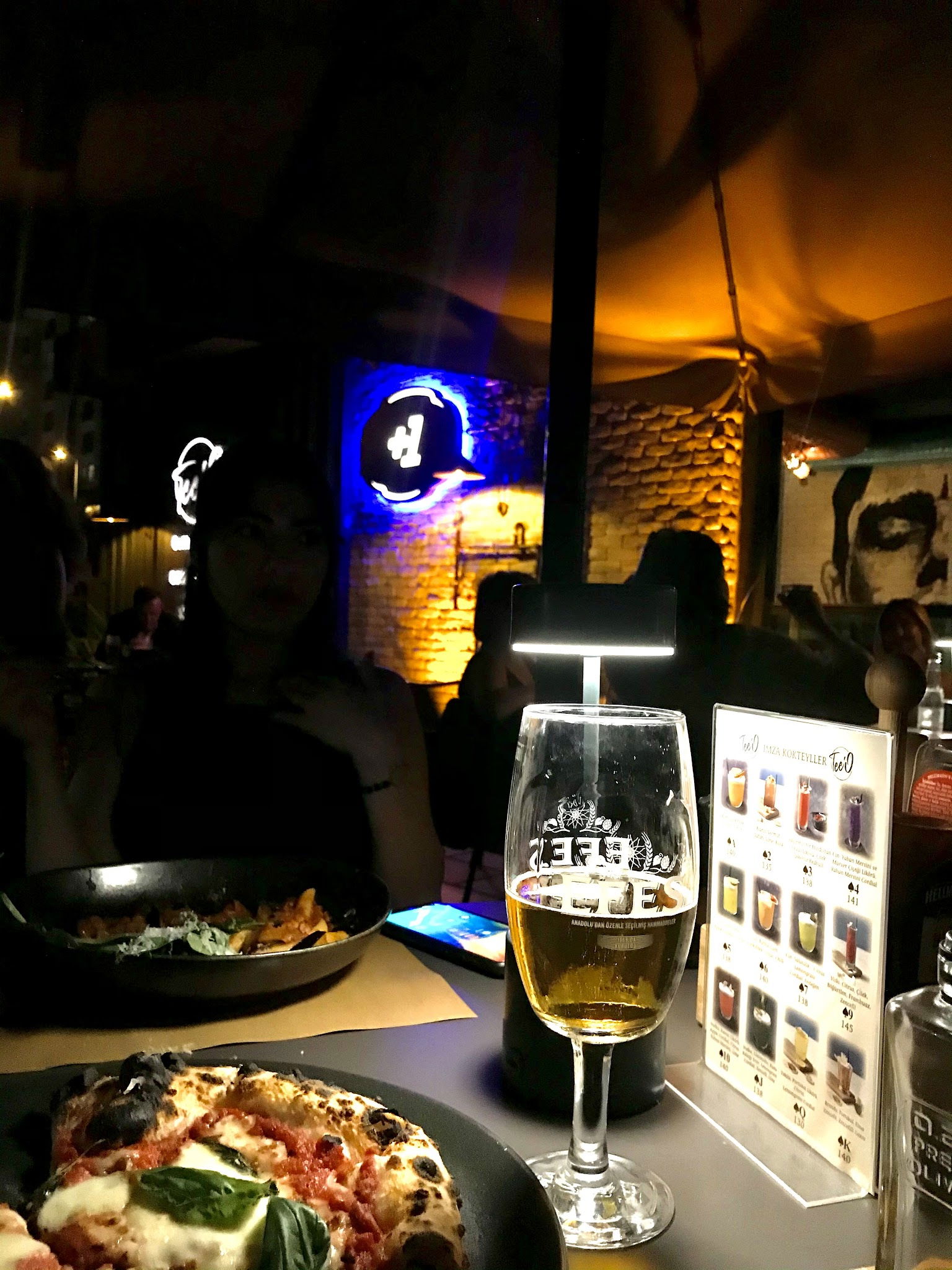 Teeo Restaurant & Pub