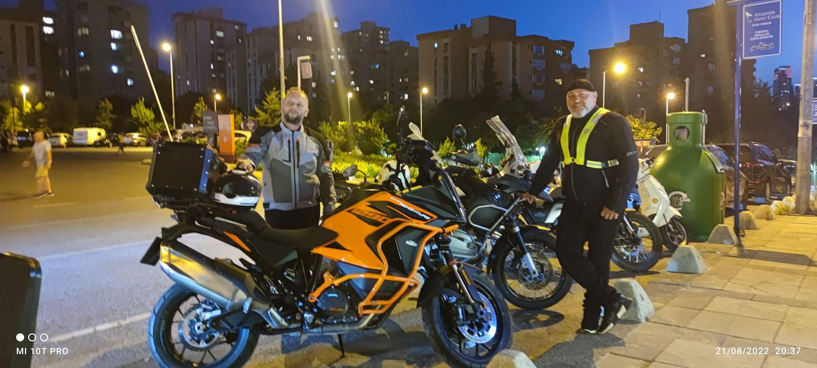 Teeo Restaurant & Pub