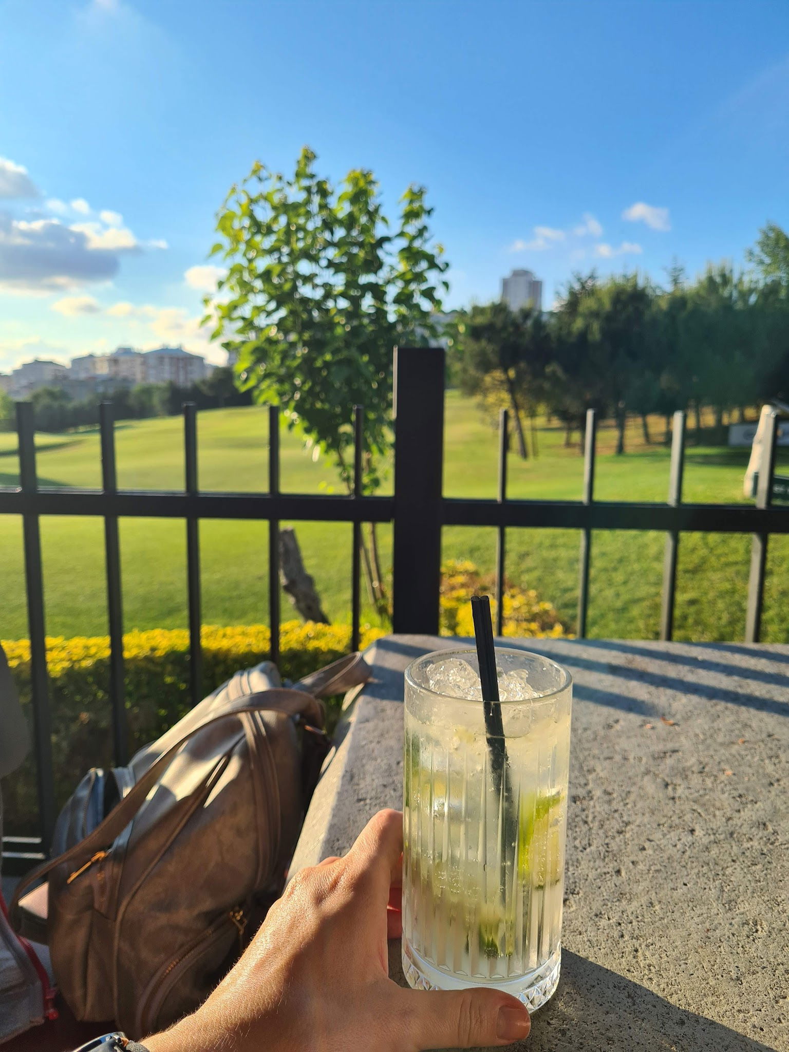 Teeo Restaurant & Pub