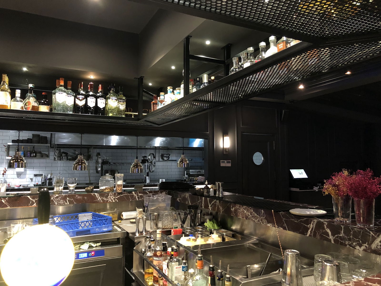 Teeo Restaurant & Pub