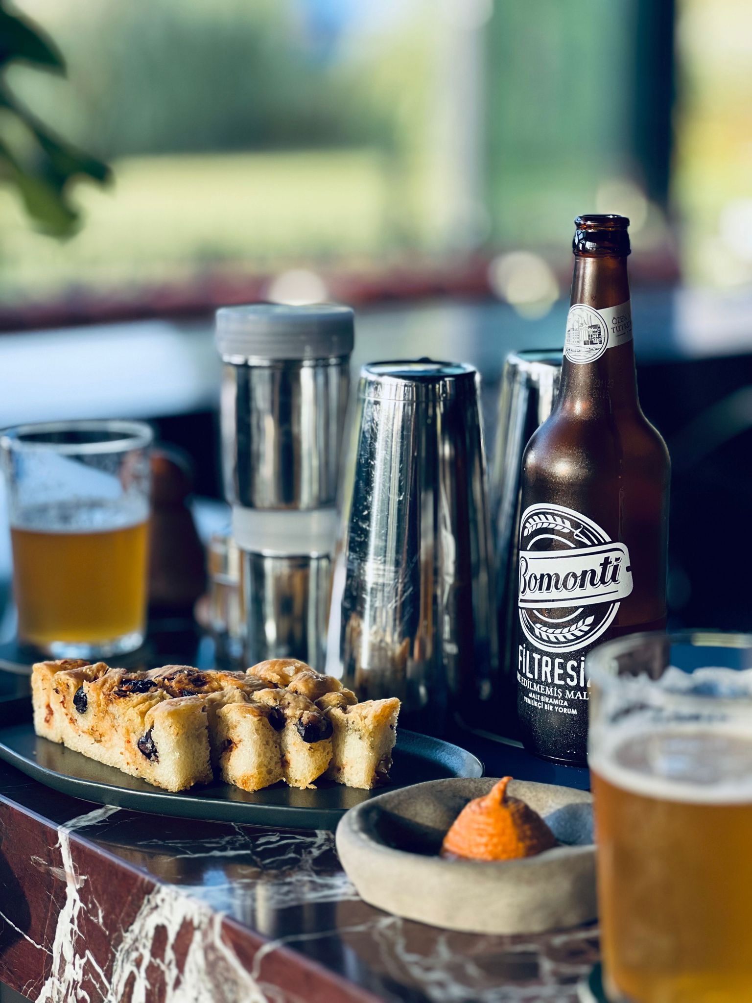 Teeo Restaurant & Pub