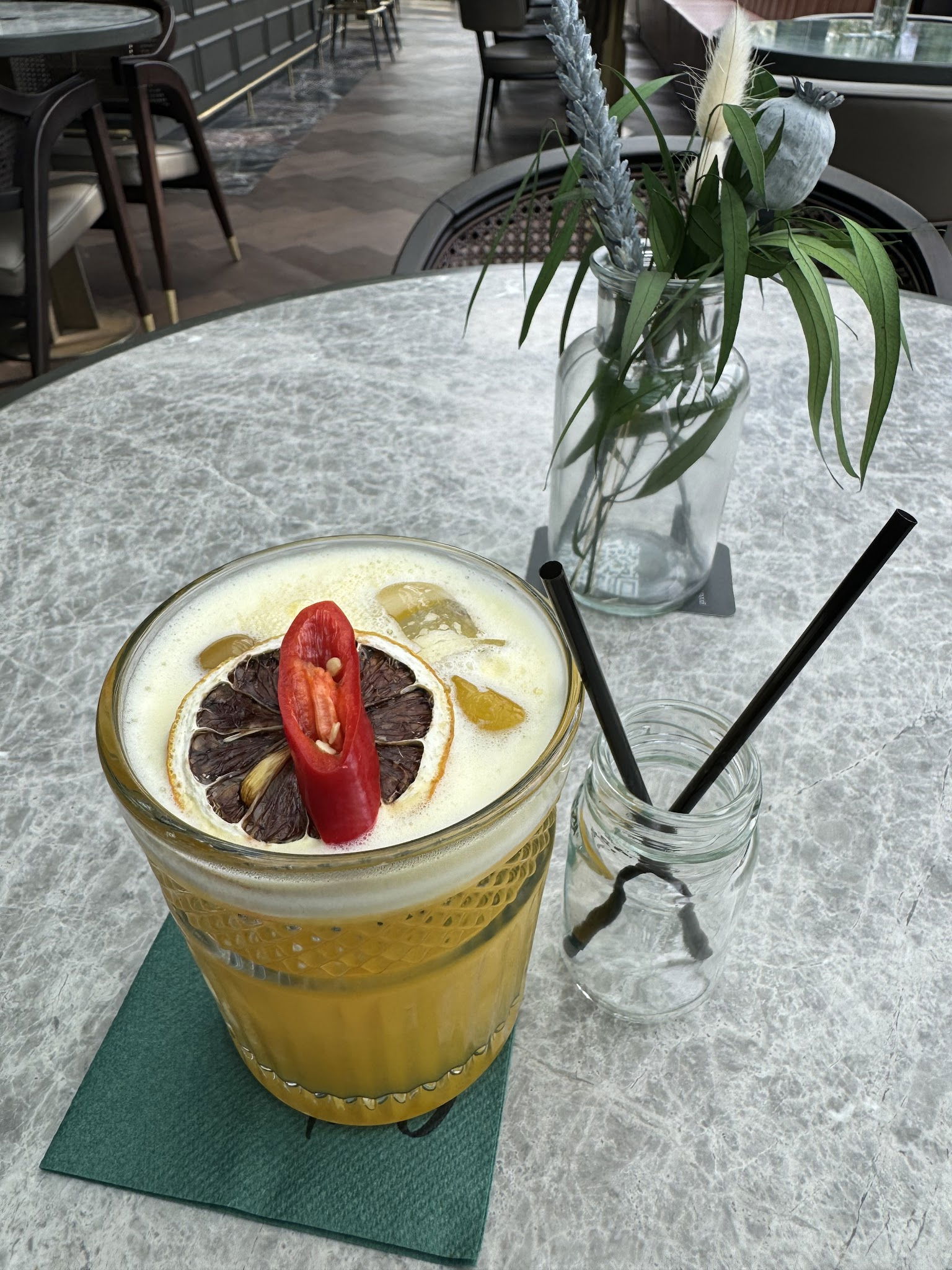 Teeo Restaurant & Pub