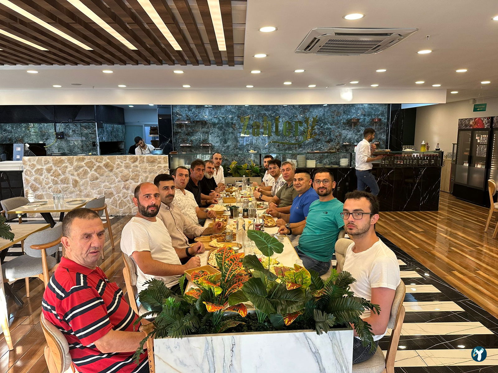 Zahter Tepsi Et & Kebap
