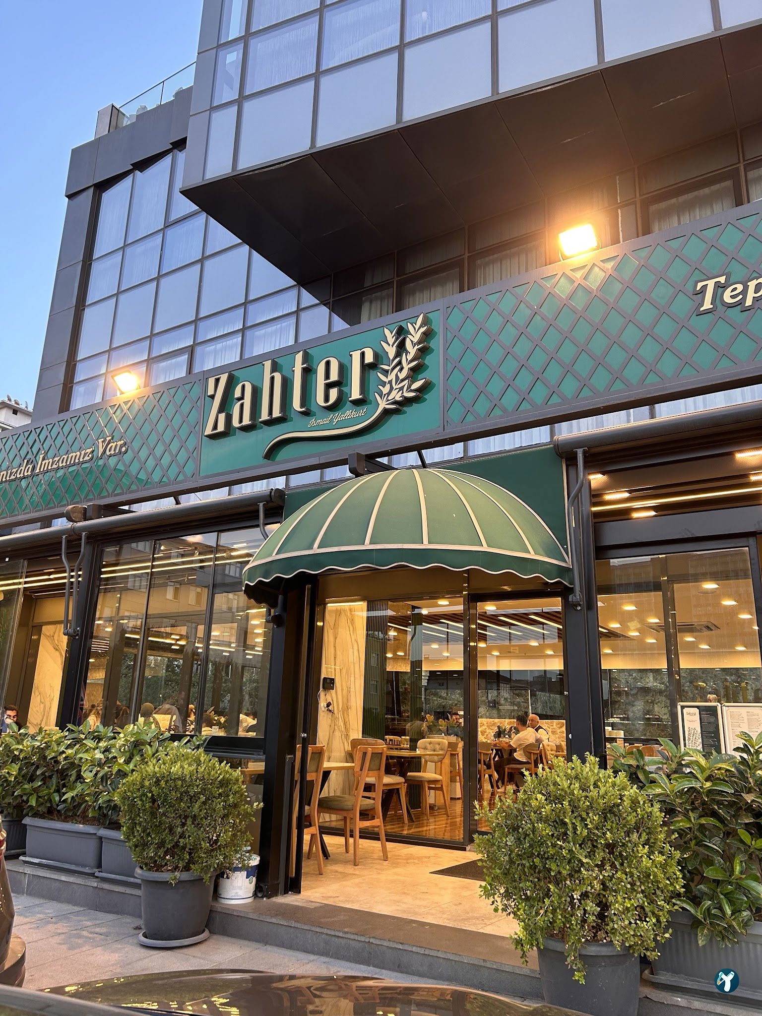 Zahter Tepsi Et & Kebap