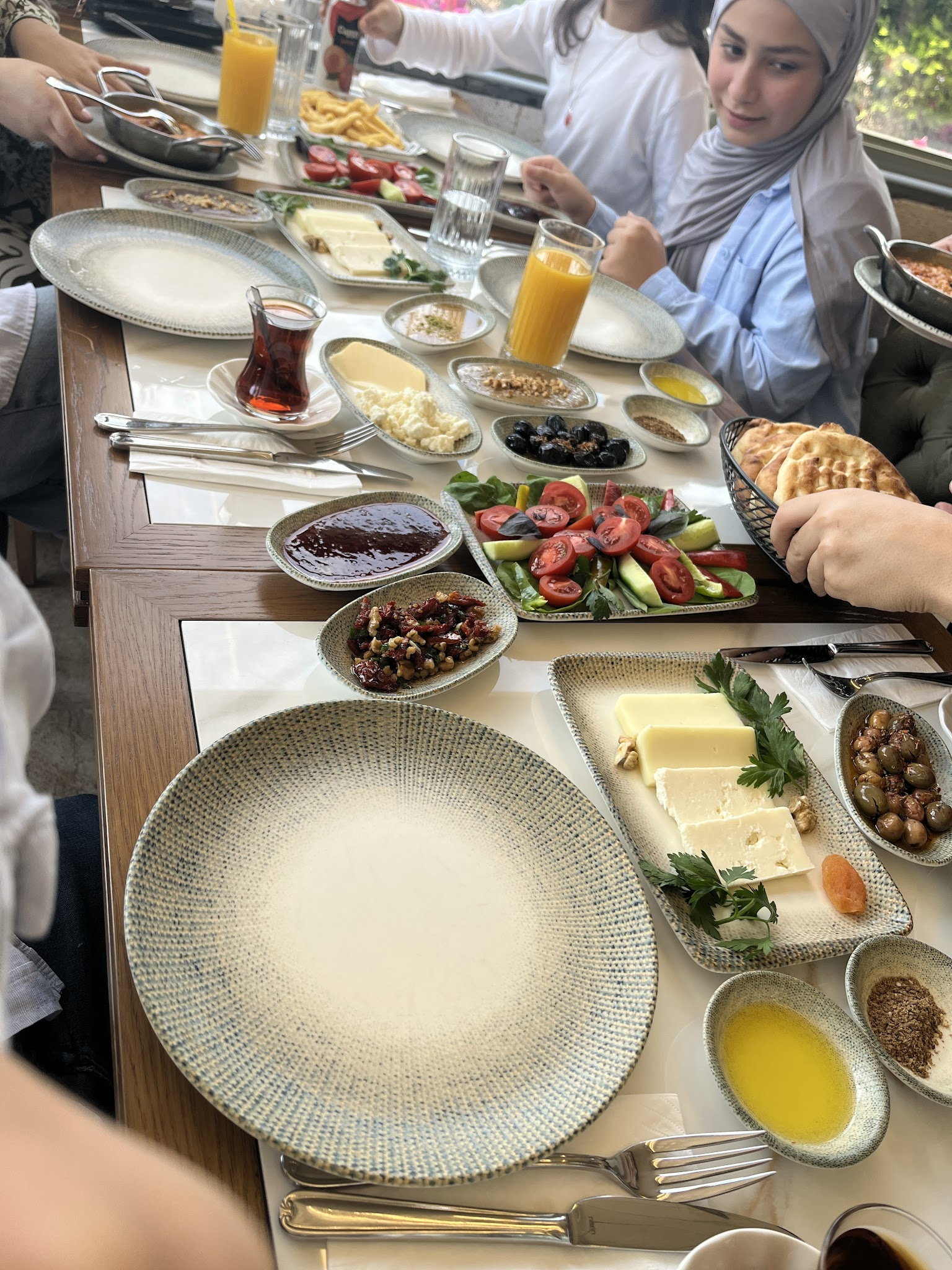 Zahter Tepsi Et & Kebap