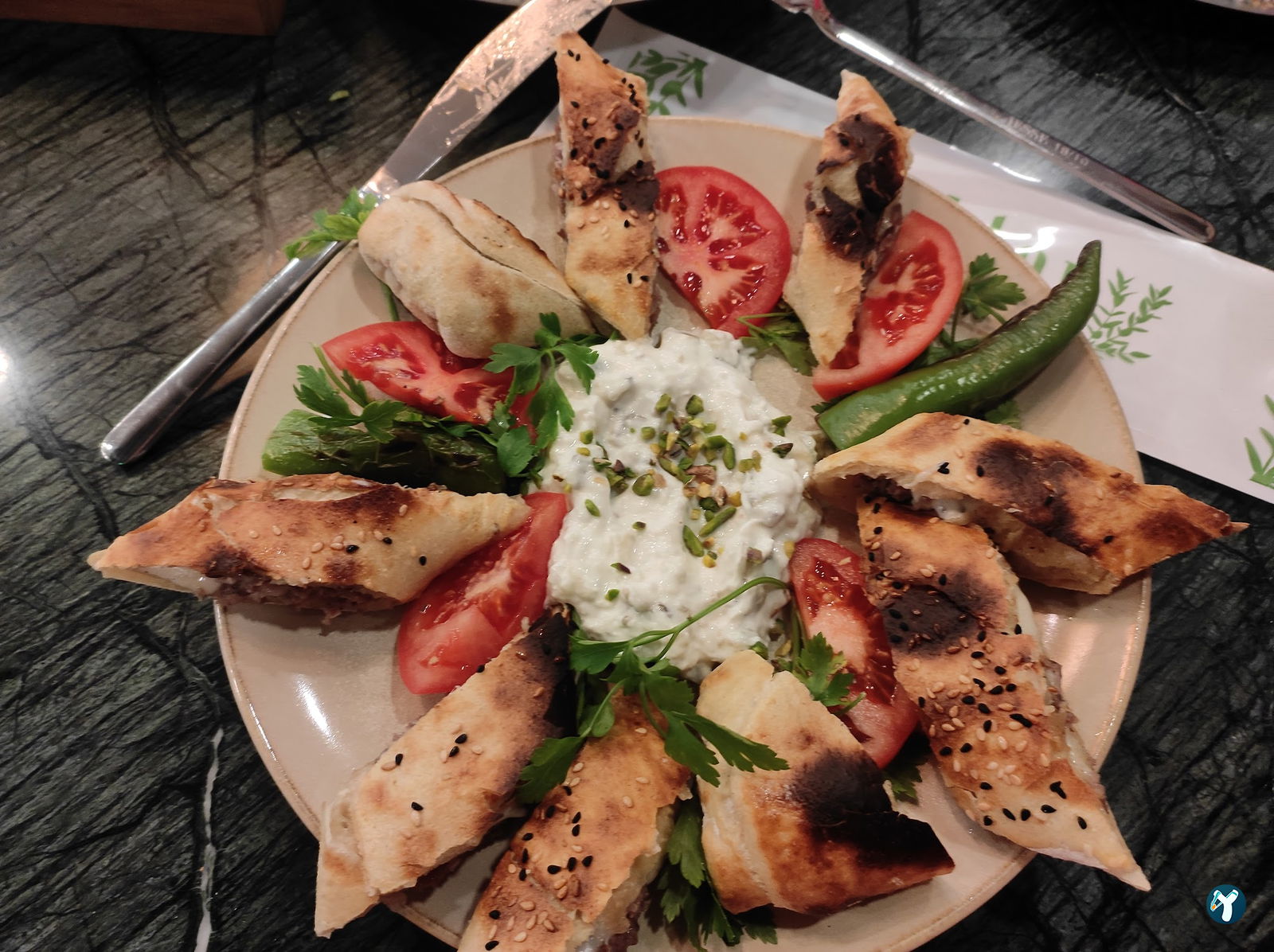 Zahter Tepsi Et & Kebap