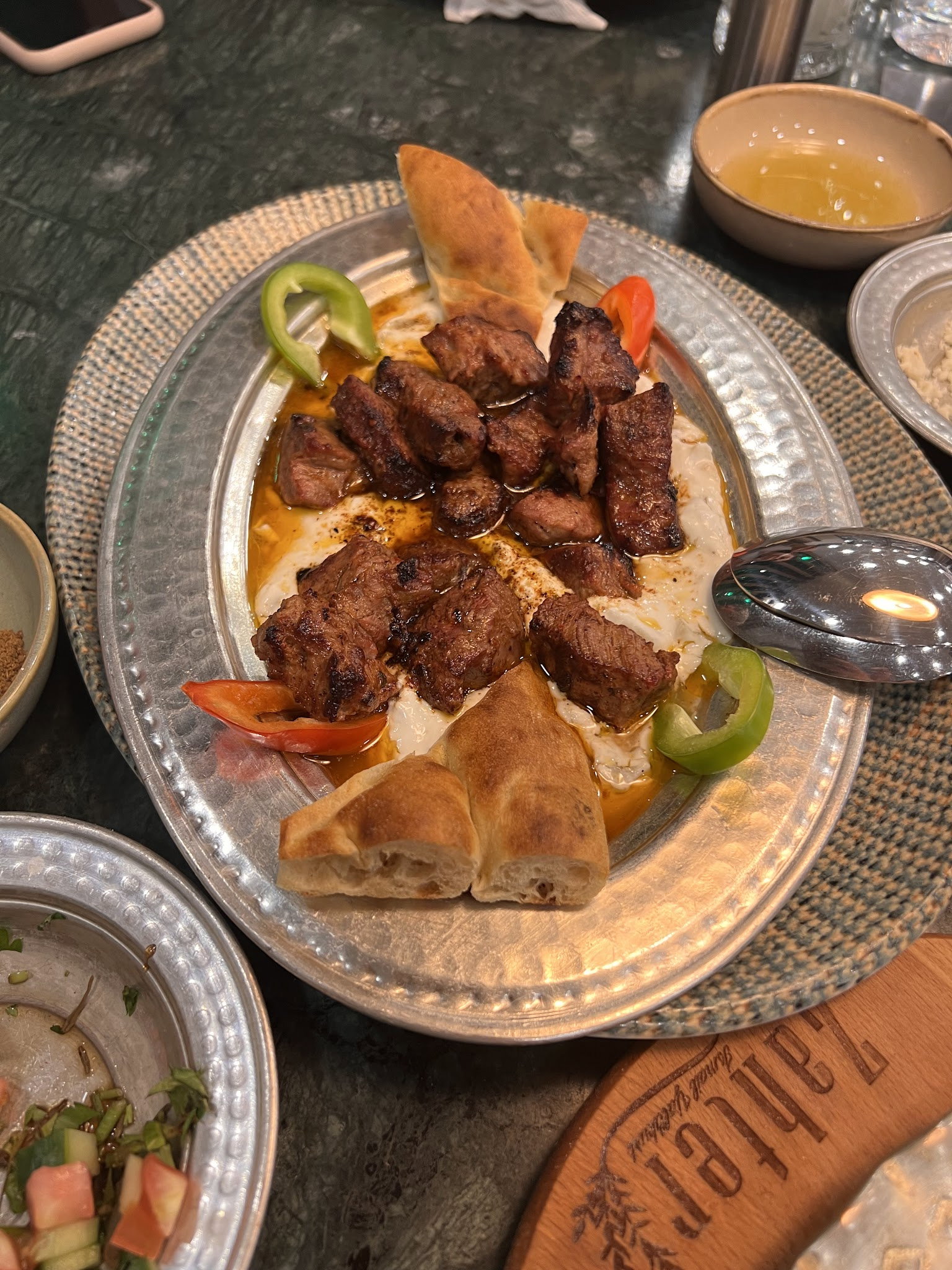 Zahter Tepsi Et & Kebap