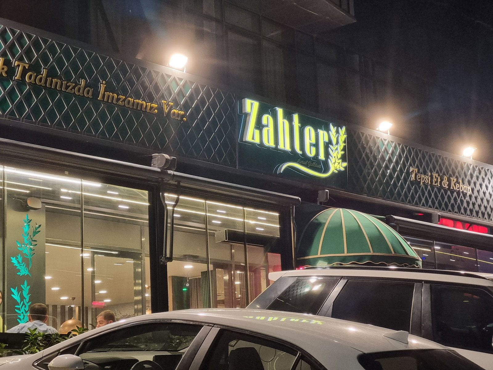 Zahter Tepsi Et & Kebap