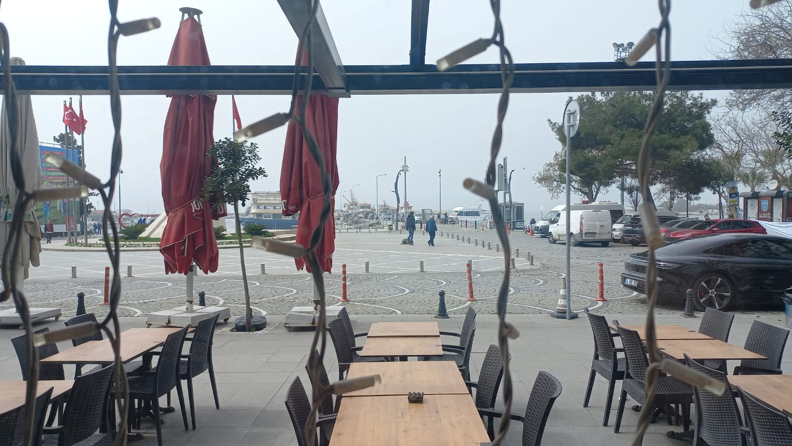 Moody'S Cafe & Restaurant