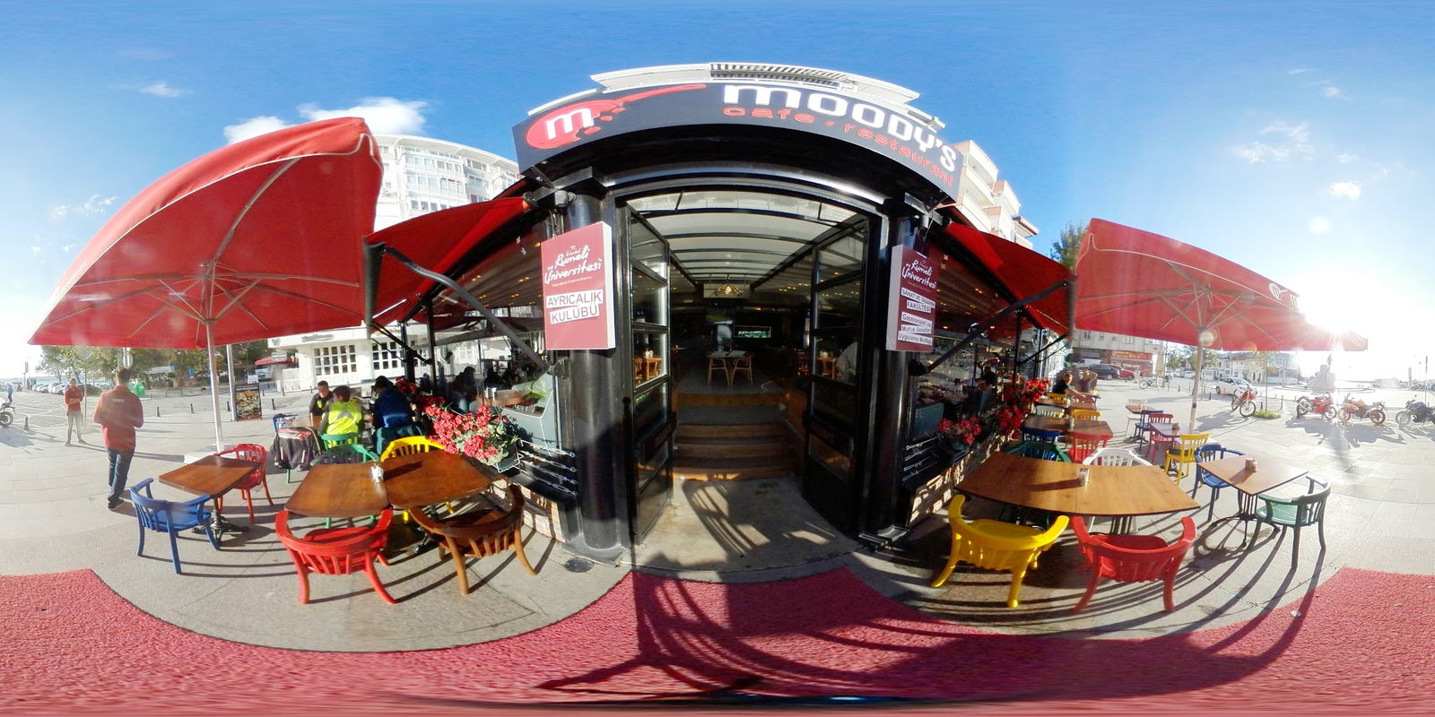 Moody'S Cafe & Restaurant