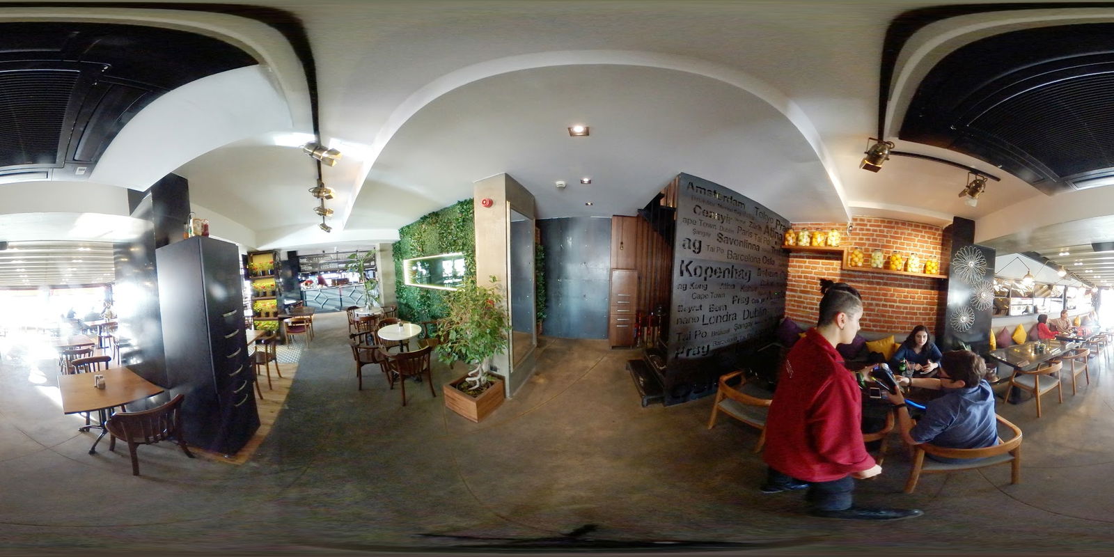 Moody'S Cafe & Restaurant