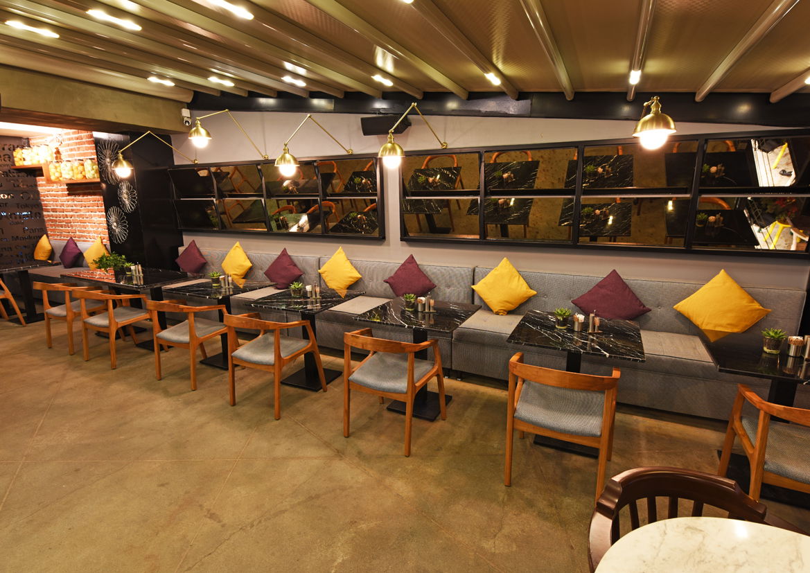 Moody'S Cafe & Restaurant