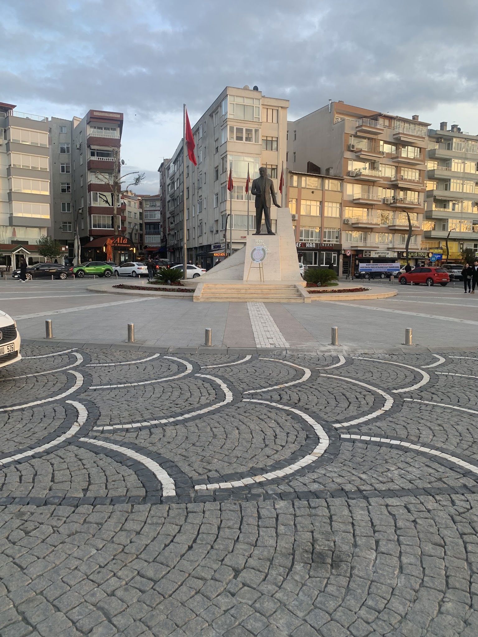 Moody'S Cafe & Restaurant