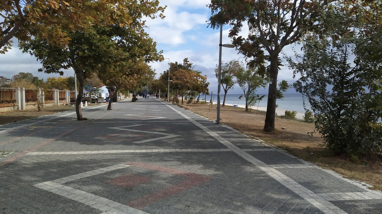 Pier Cafe & Restaurant