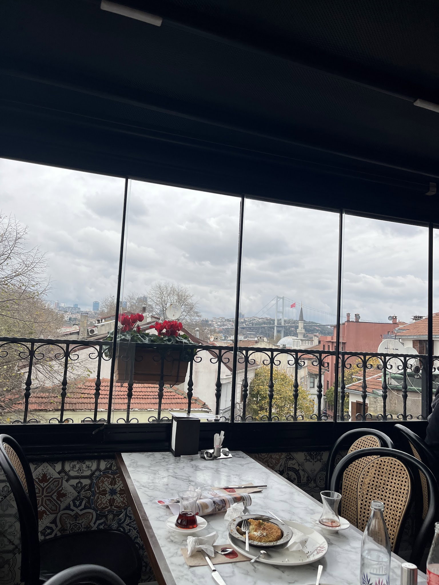 Metet Közde Döner, Kuzguncuk