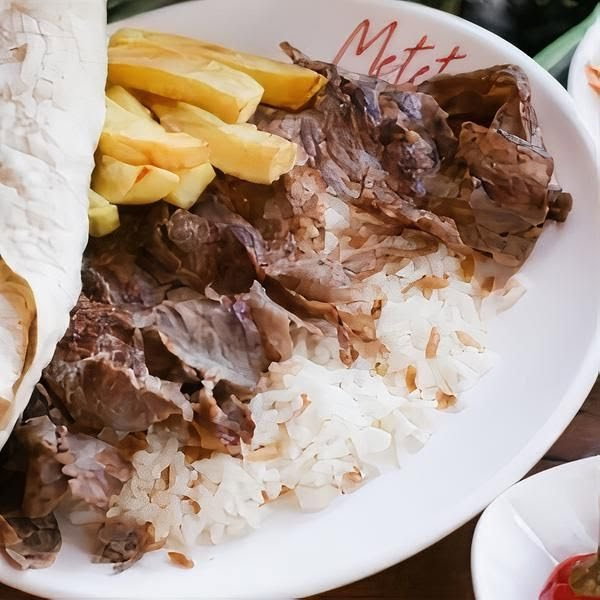 Metet Közde Döner, Kuzguncuk