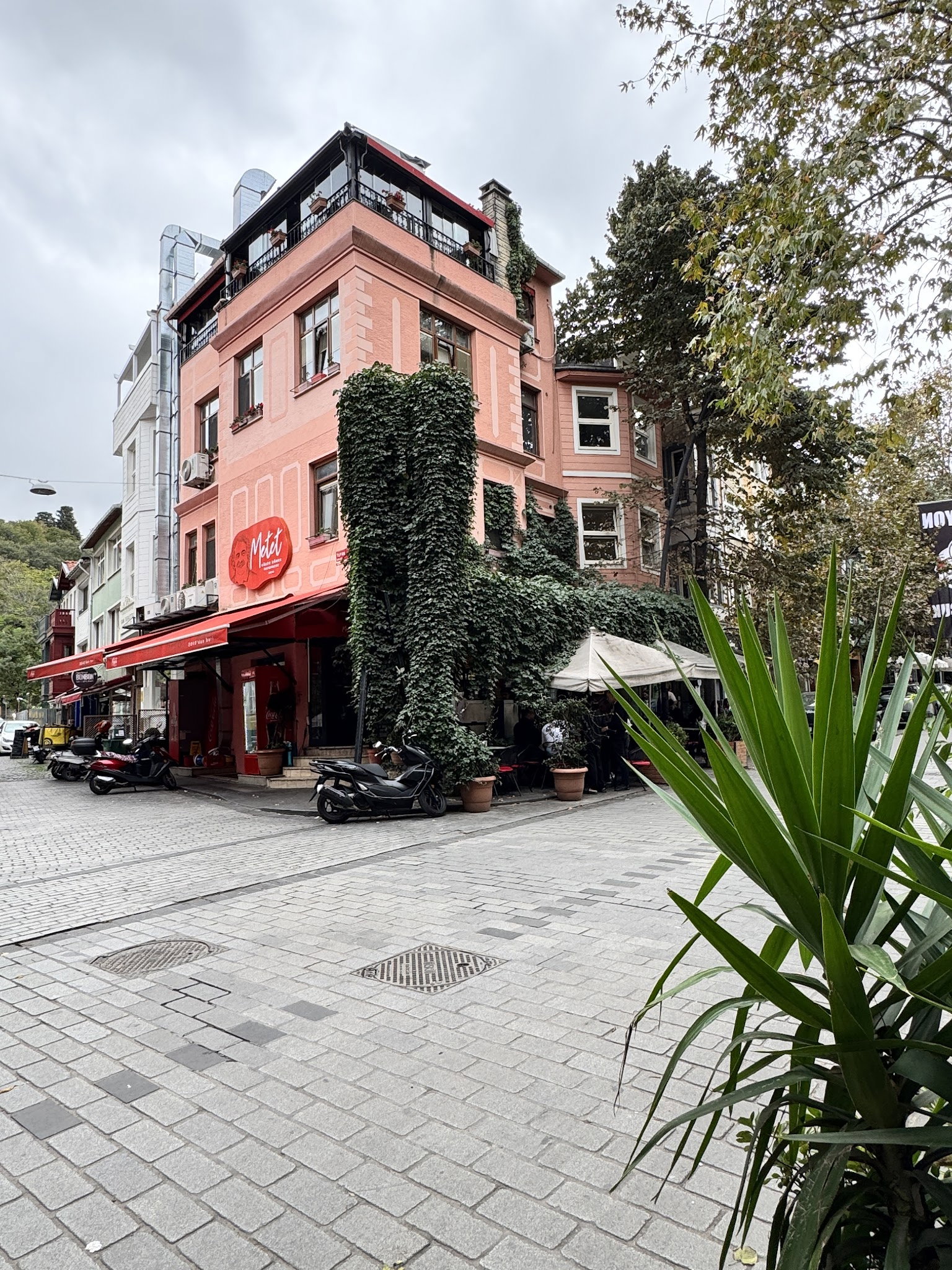 Metet Közde Döner, Kuzguncuk