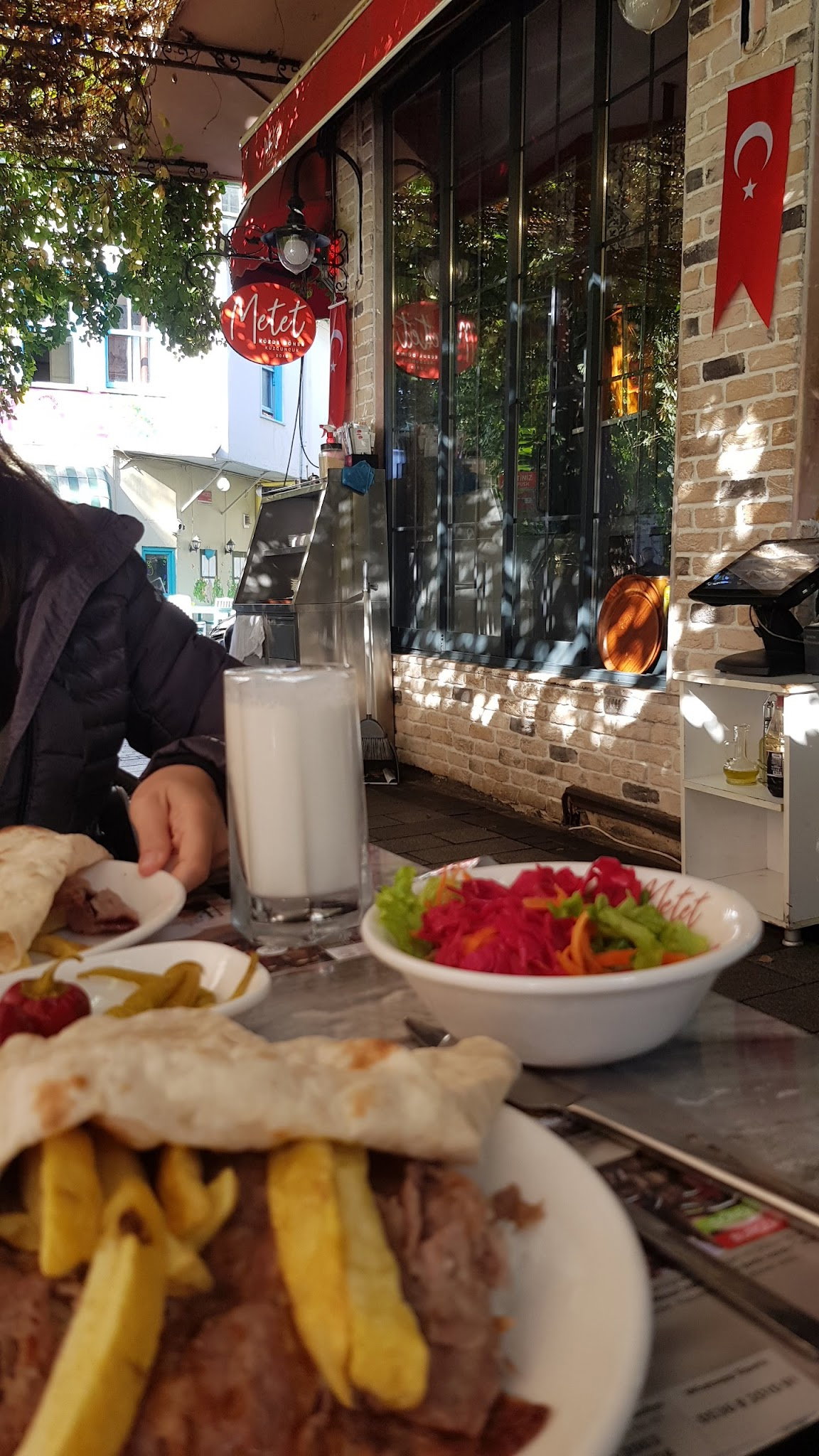 Metet Közde Döner, Kuzguncuk