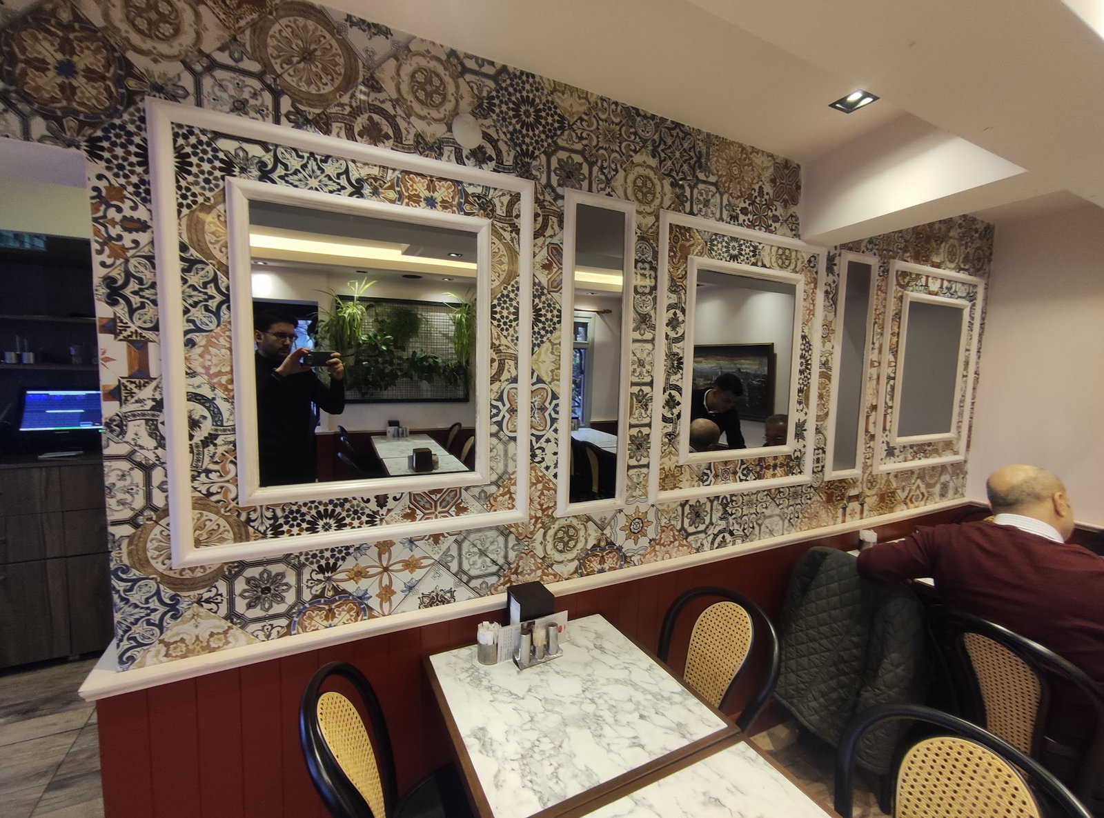 Metet Közde Döner, Kuzguncuk