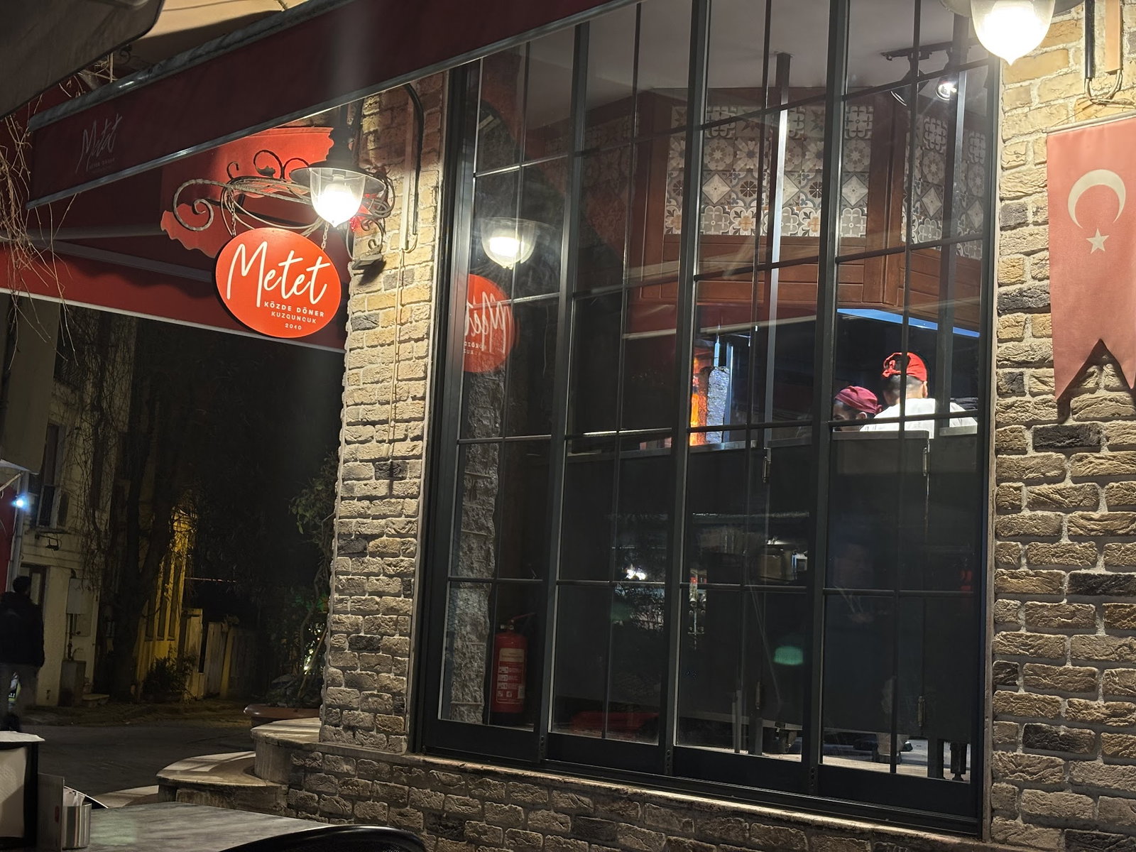 Metet Közde Döner, Kuzguncuk