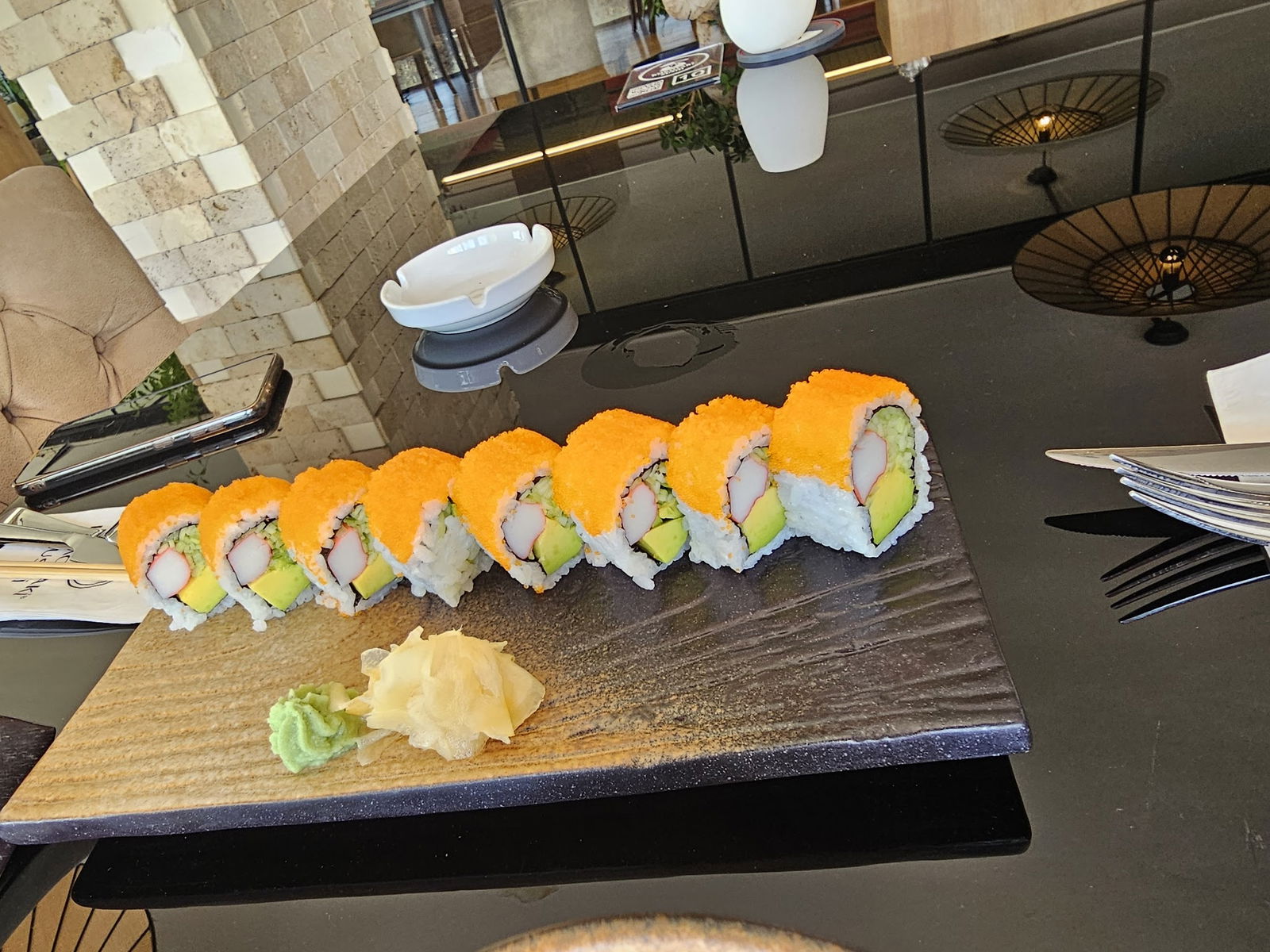 Kokoyaki̇ Sushi̇ Lara