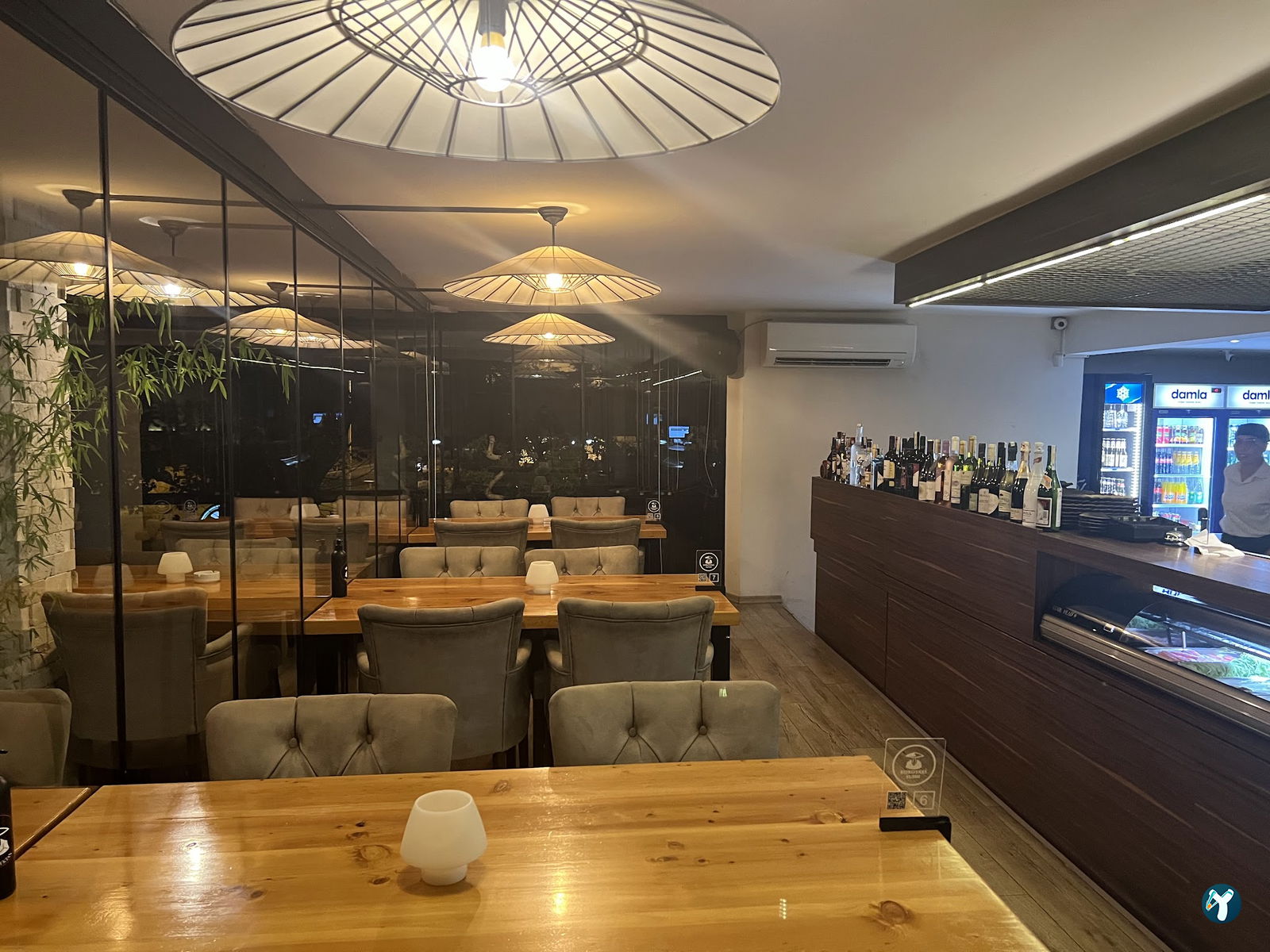 Kokoyaki̇ Sushi̇ Lara