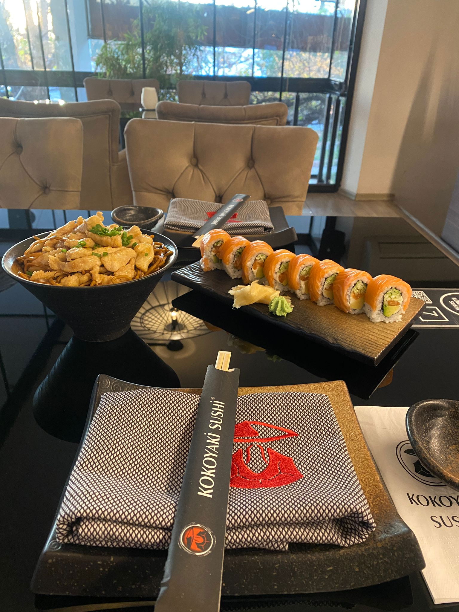 Kokoyaki̇ Sushi̇ Lara