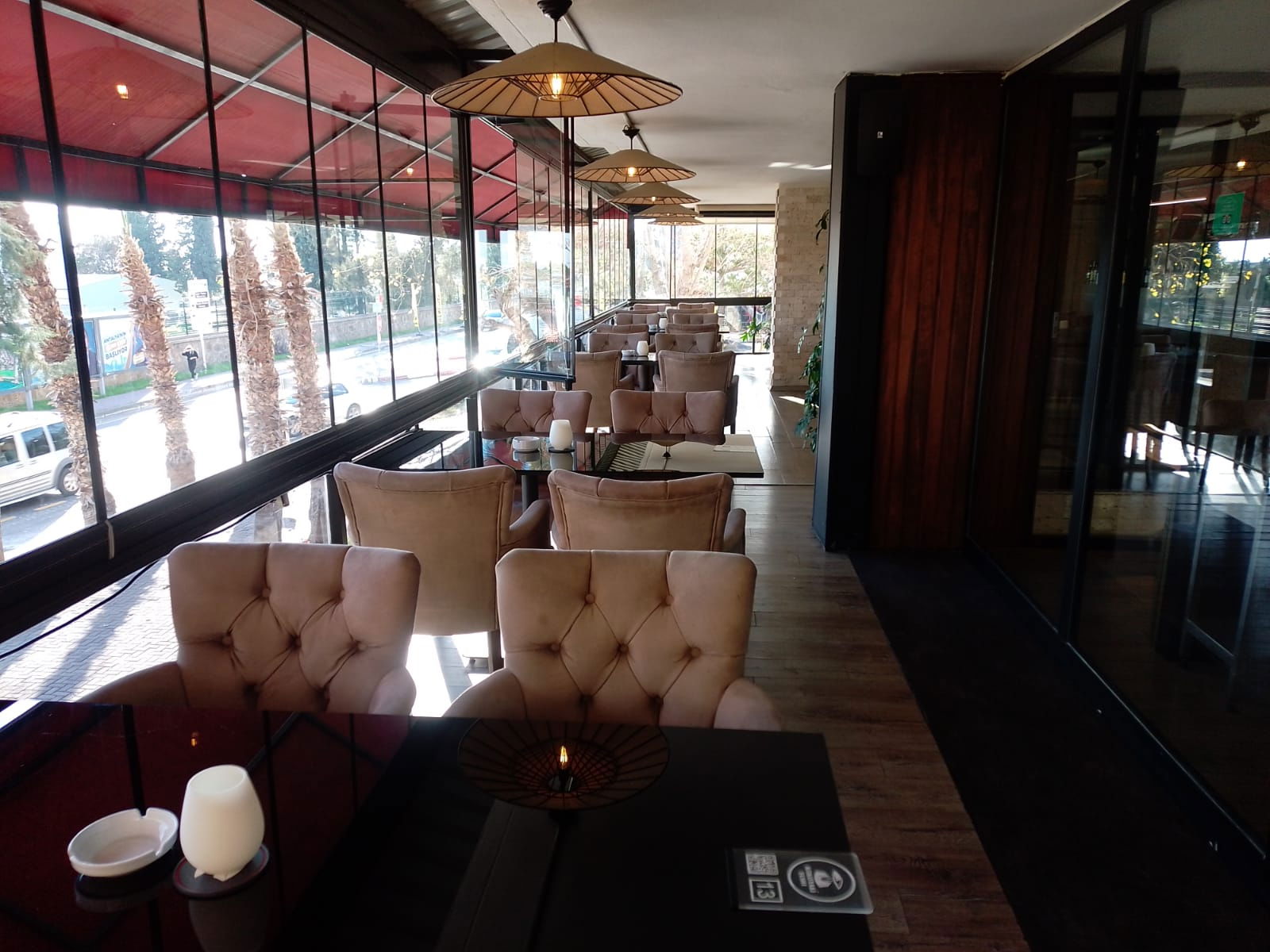 Kokoyaki̇ Sushi̇ Lara