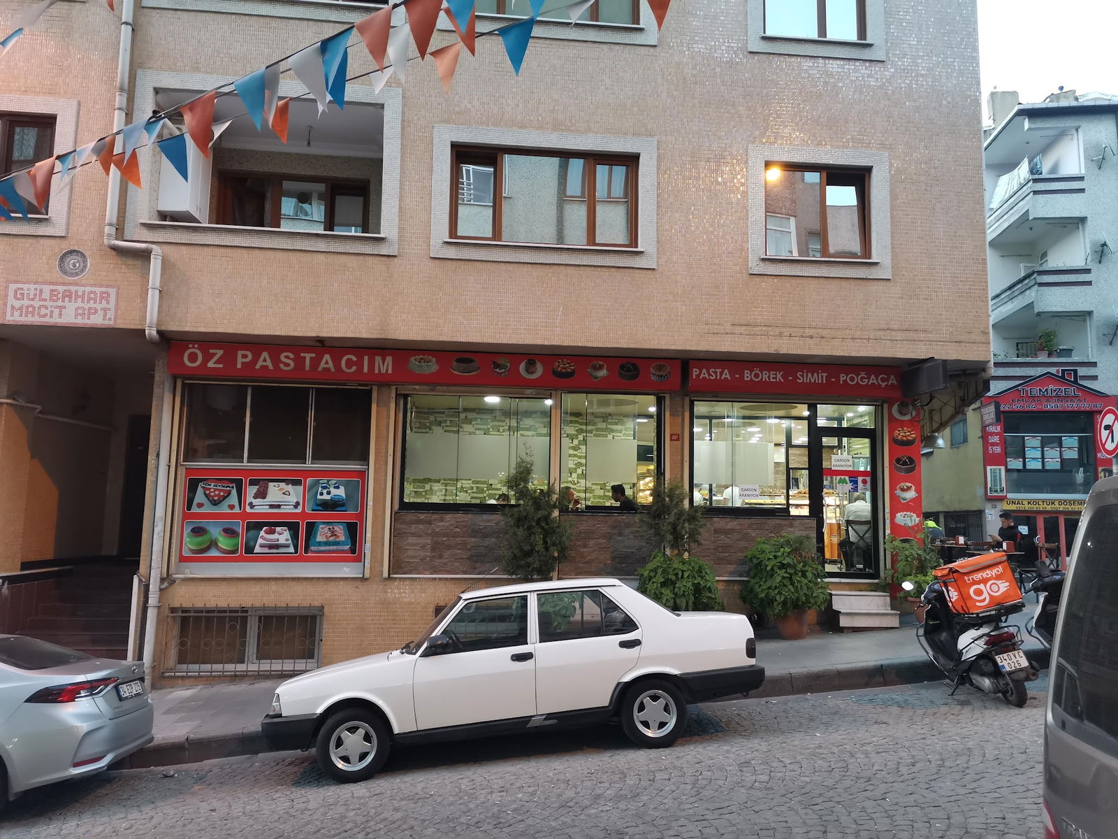 Öz Pastacım & Pasta Cafe