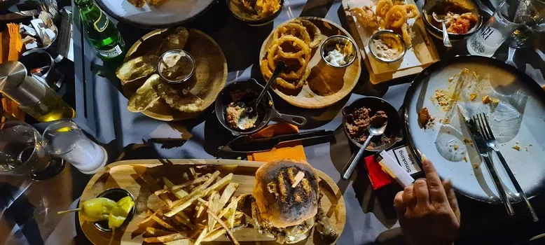 Cumbalı Meyhane resimleri