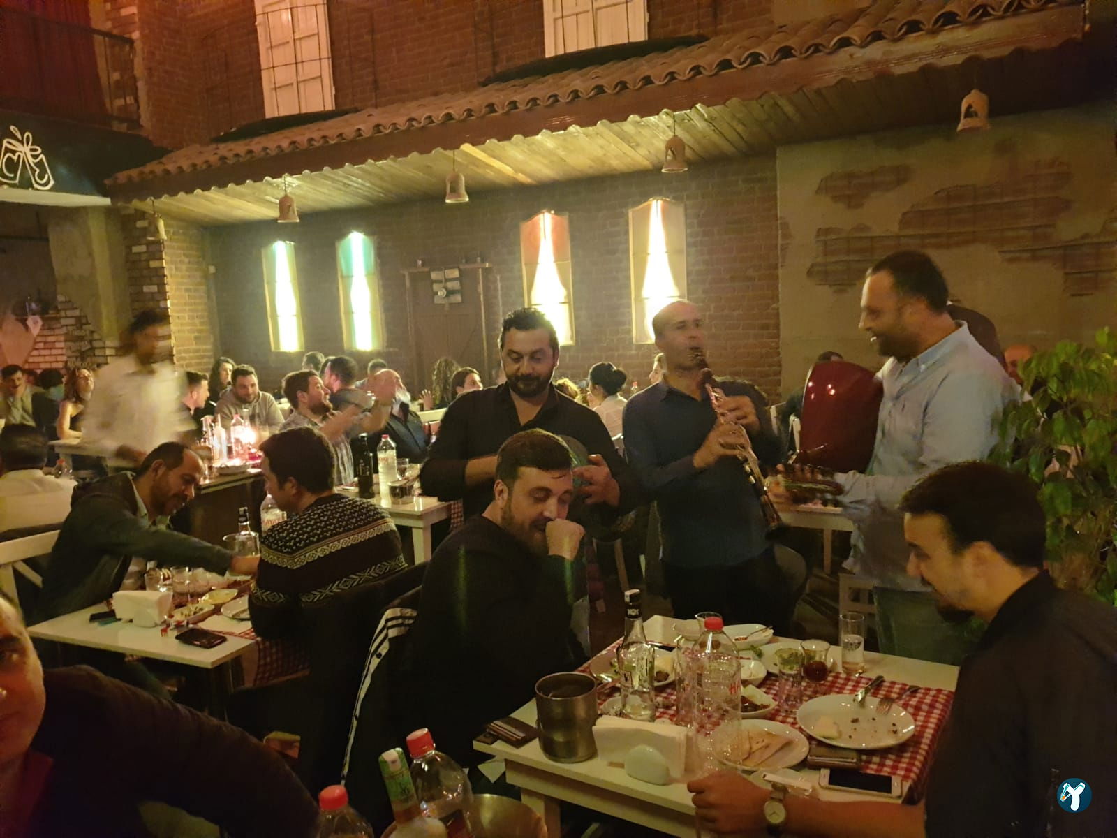 Gecekondu Meyhanesi