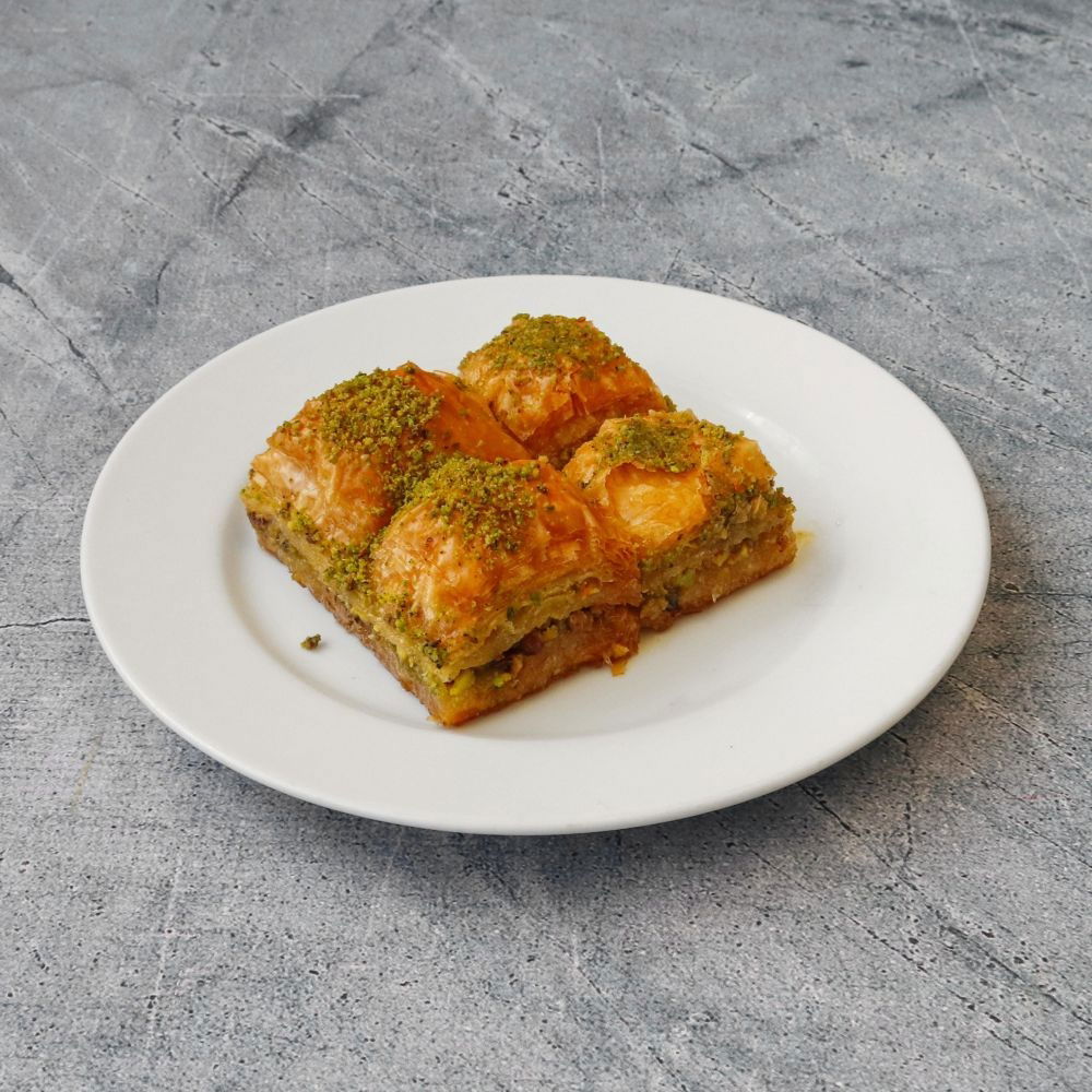 Fıstıklı Özel Baklava (1,5 kg.)